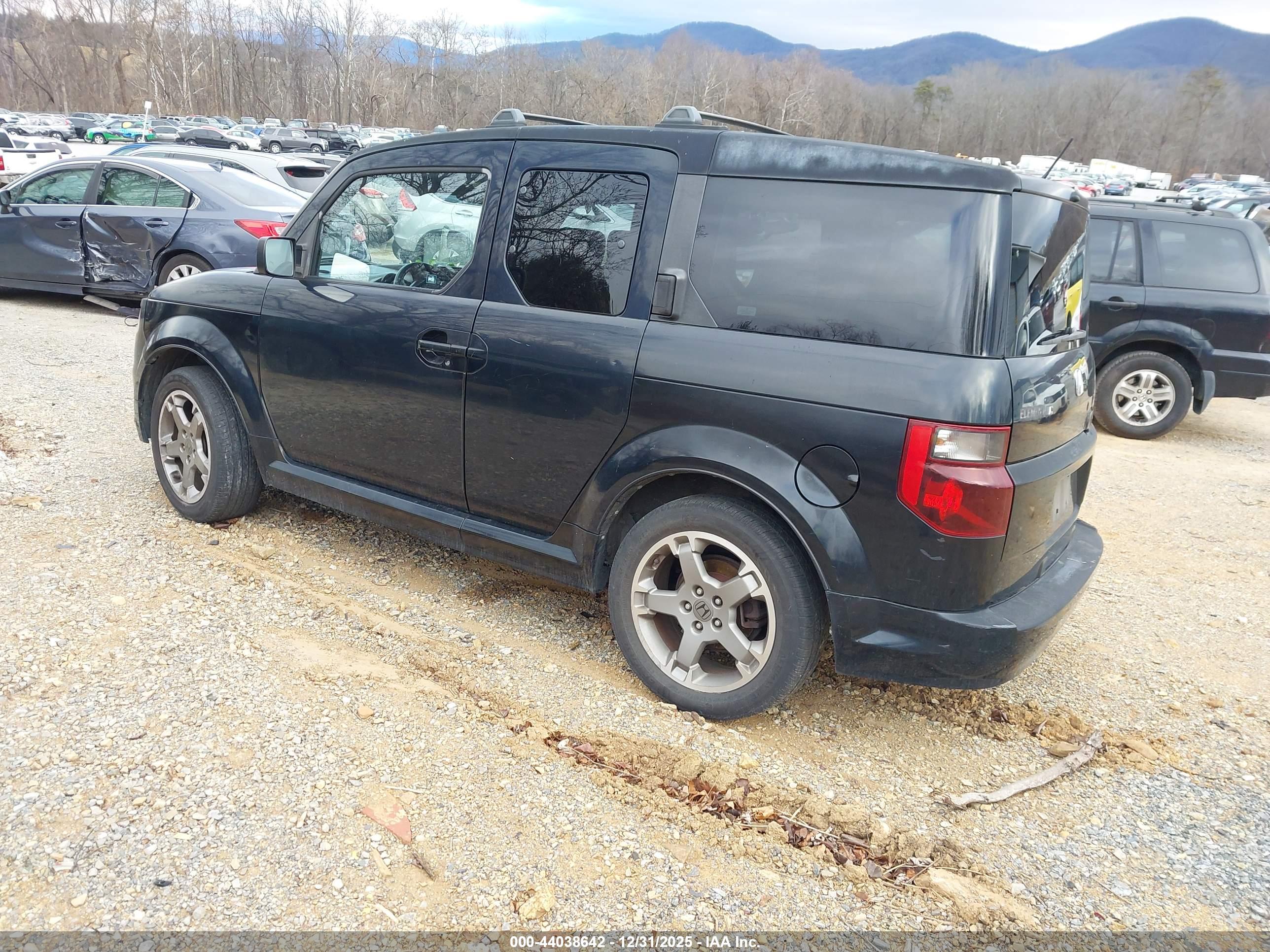 HONDA ELEMENT image 3