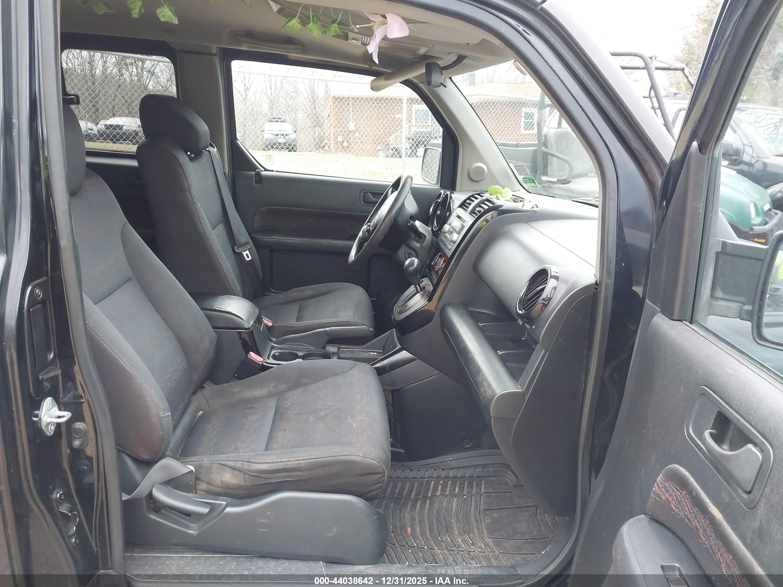 HONDA ELEMENT image 5
