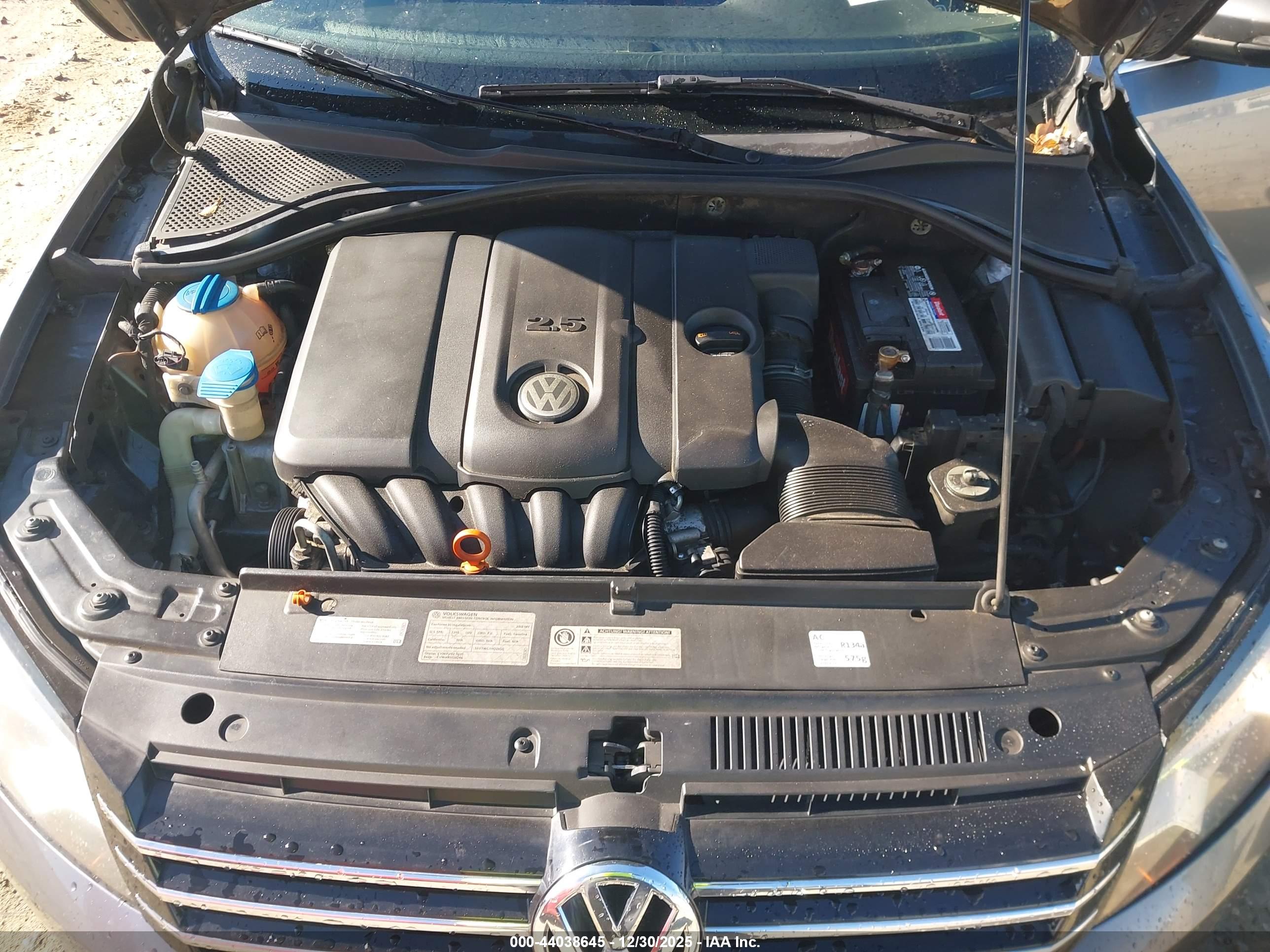 VOLKSWAGEN PASSAT image 10