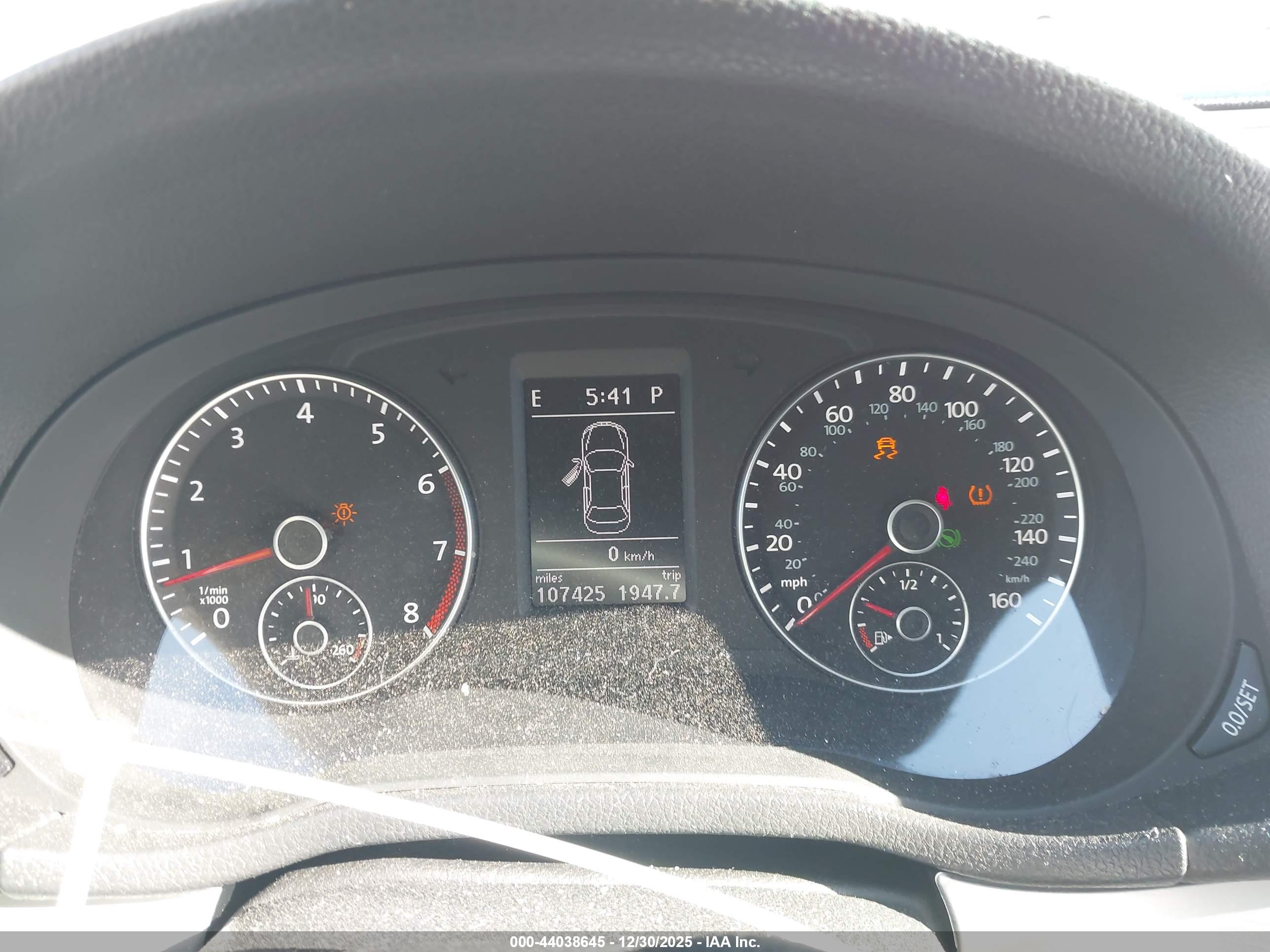 VOLKSWAGEN PASSAT image 7