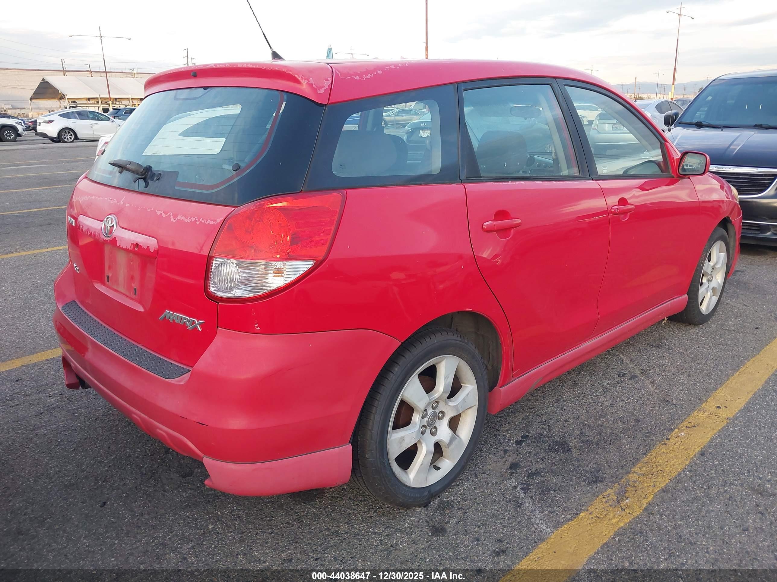 TOYOTA MATRIX image 4