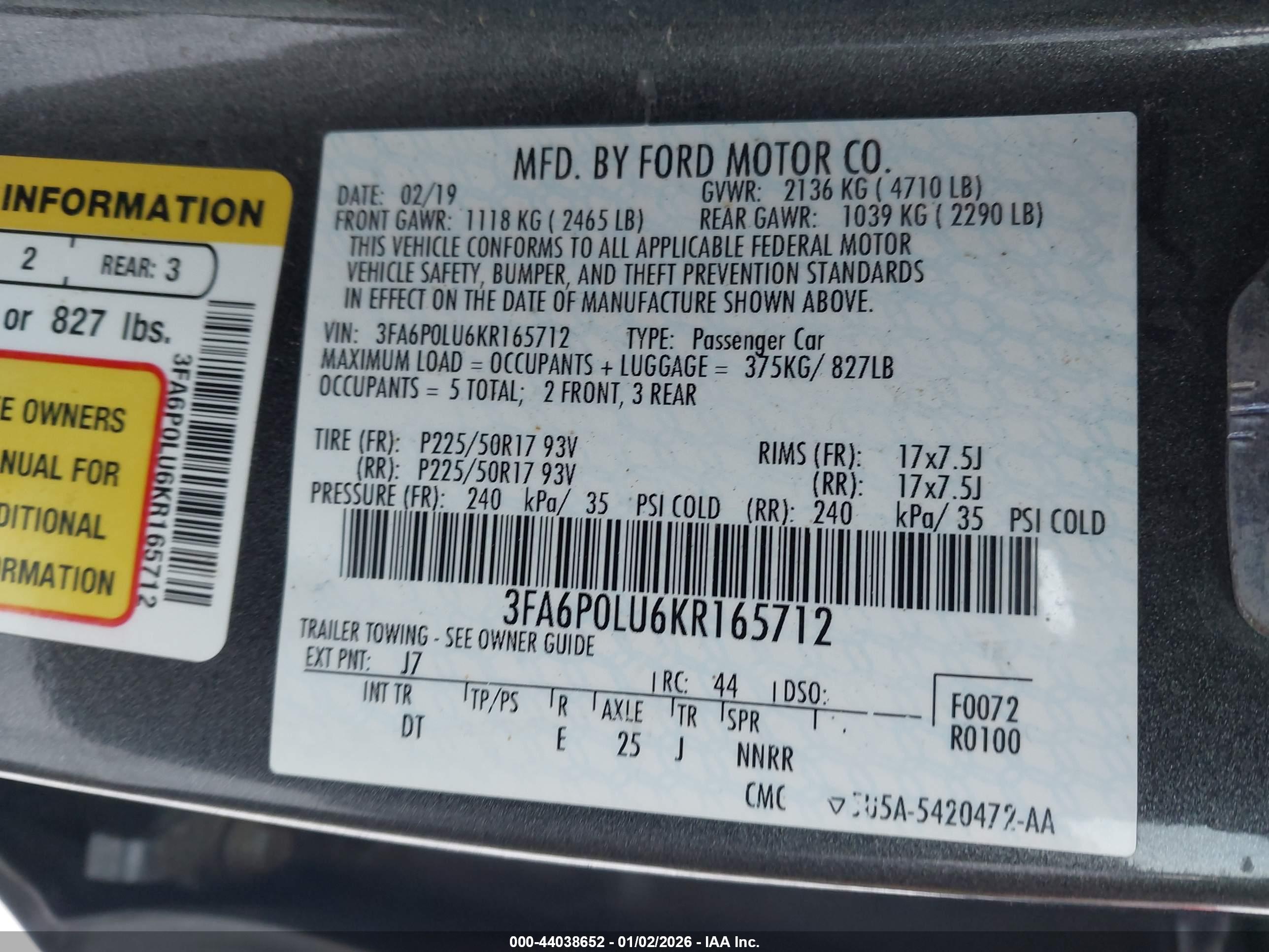 FORD FUSION image 9