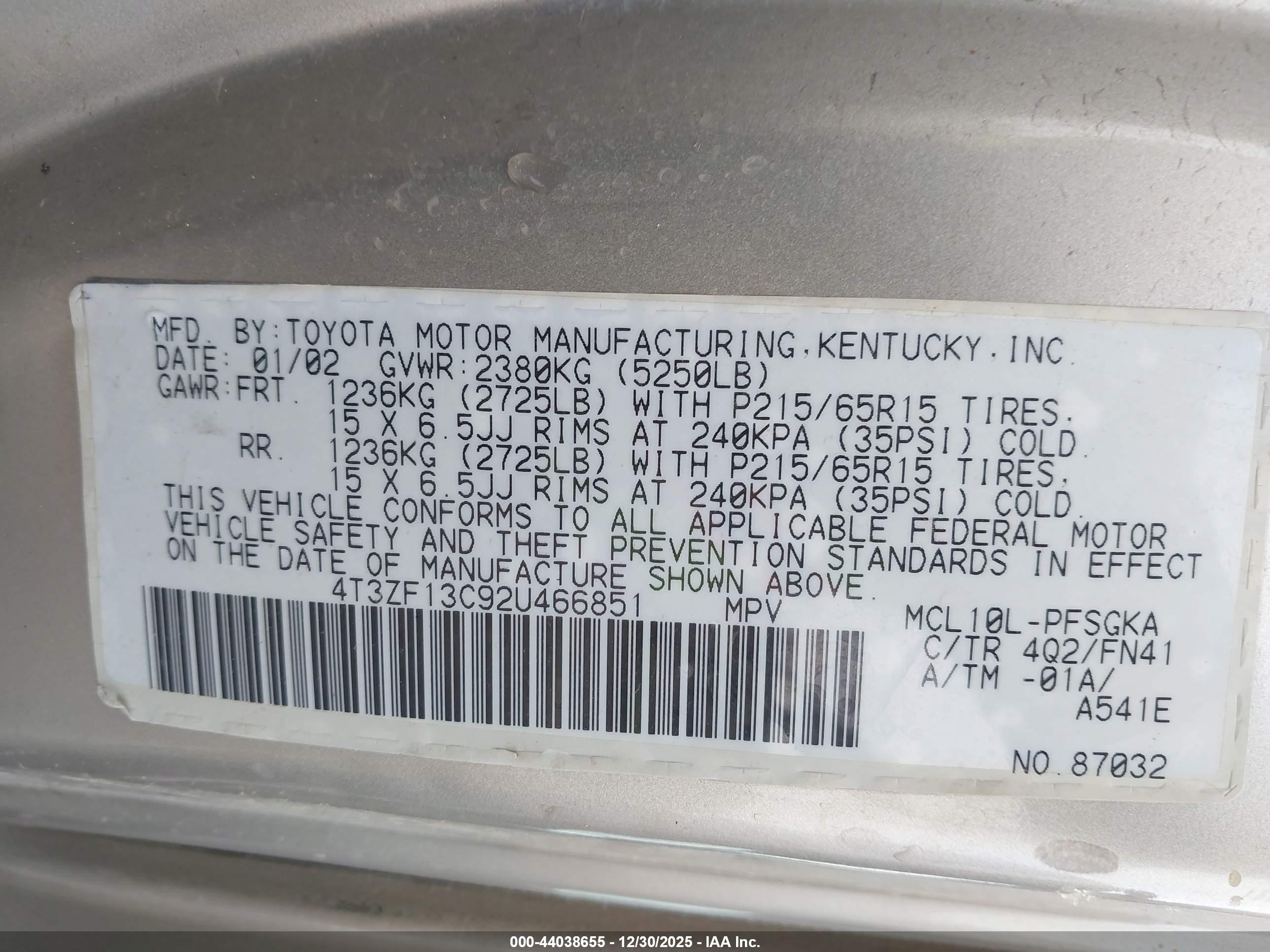 TOYOTA SIENNA image 9