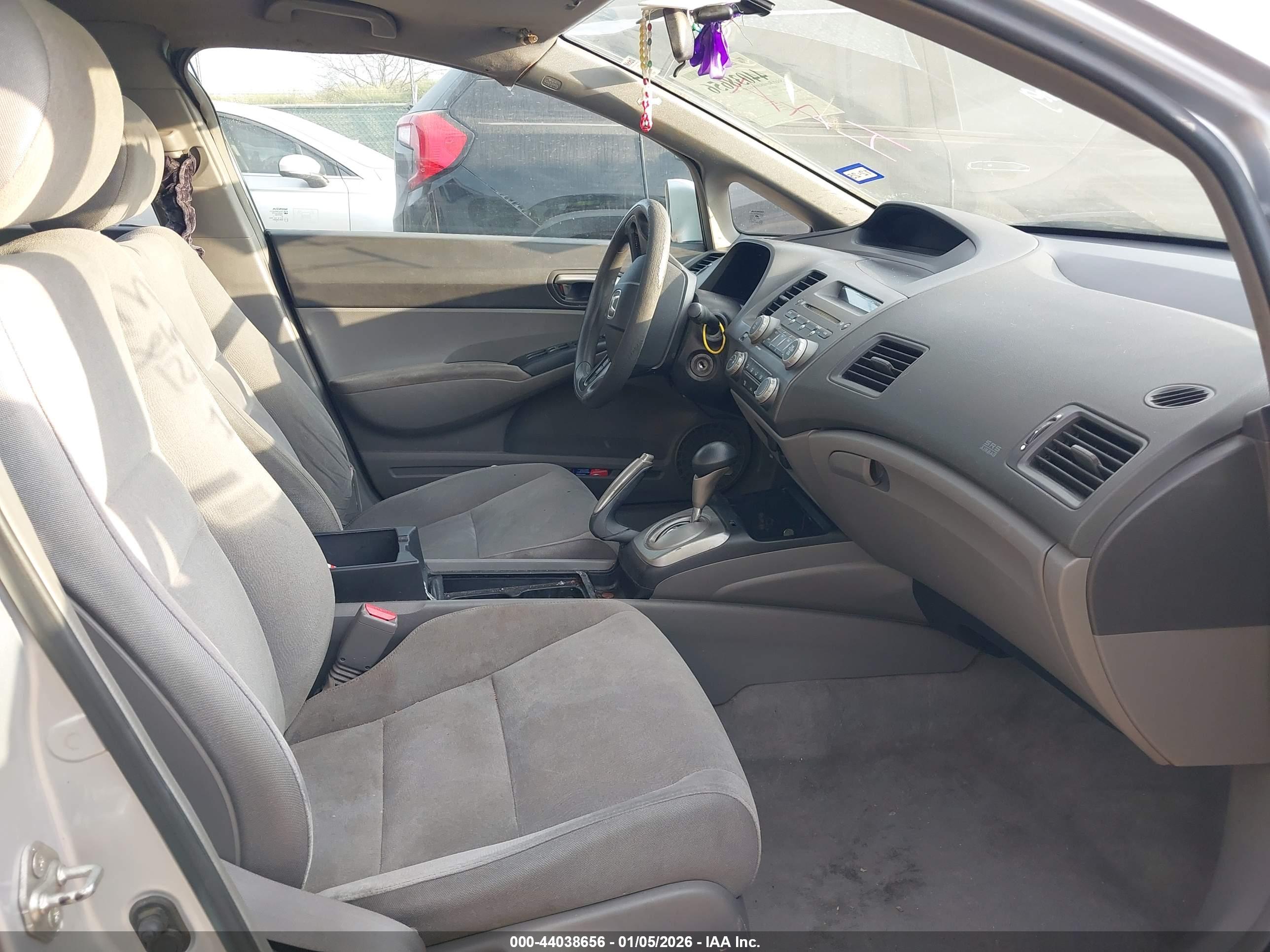 HONDA CIVIC image 5