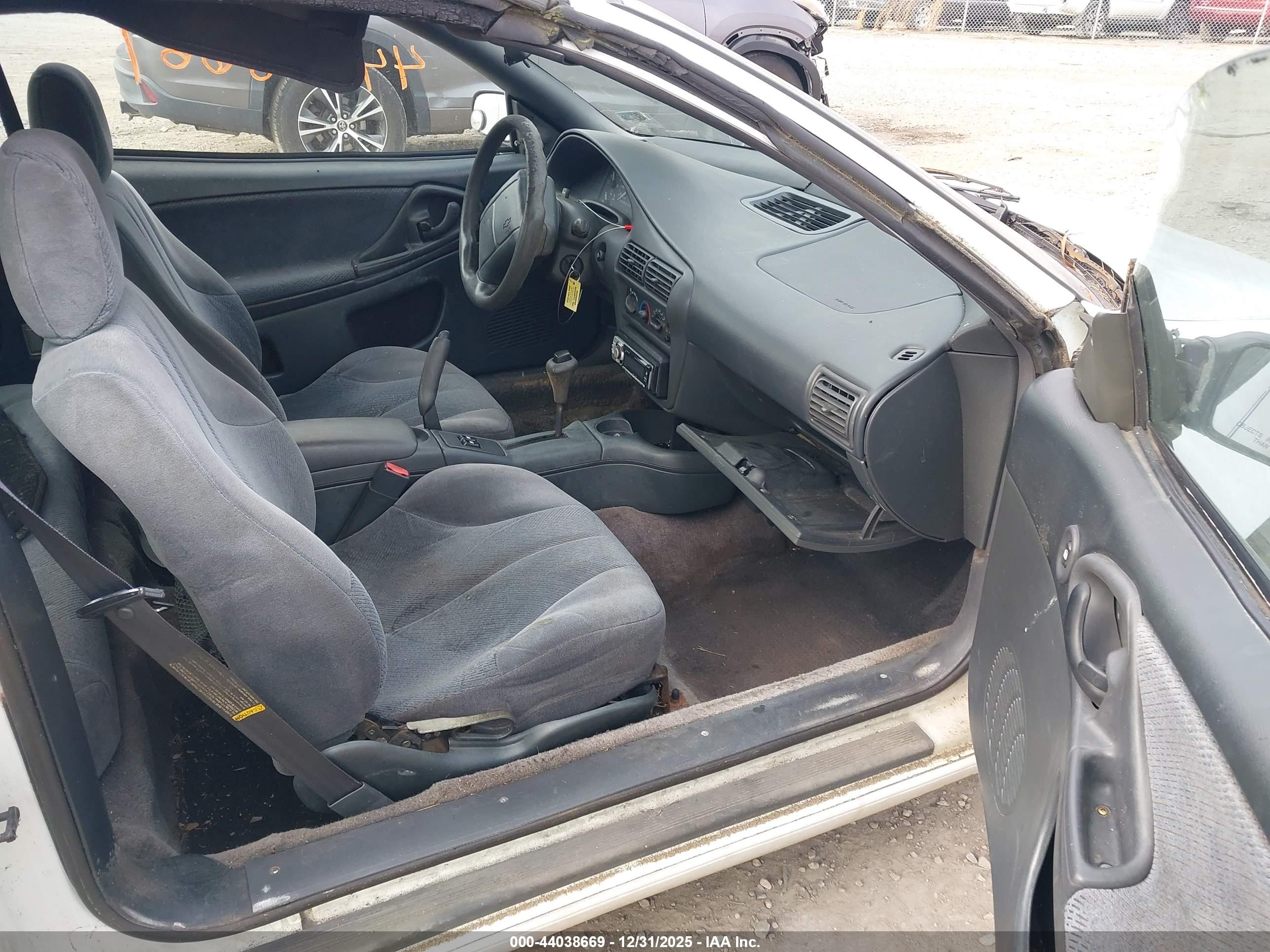 CHEVROLET CAVALIER image 5