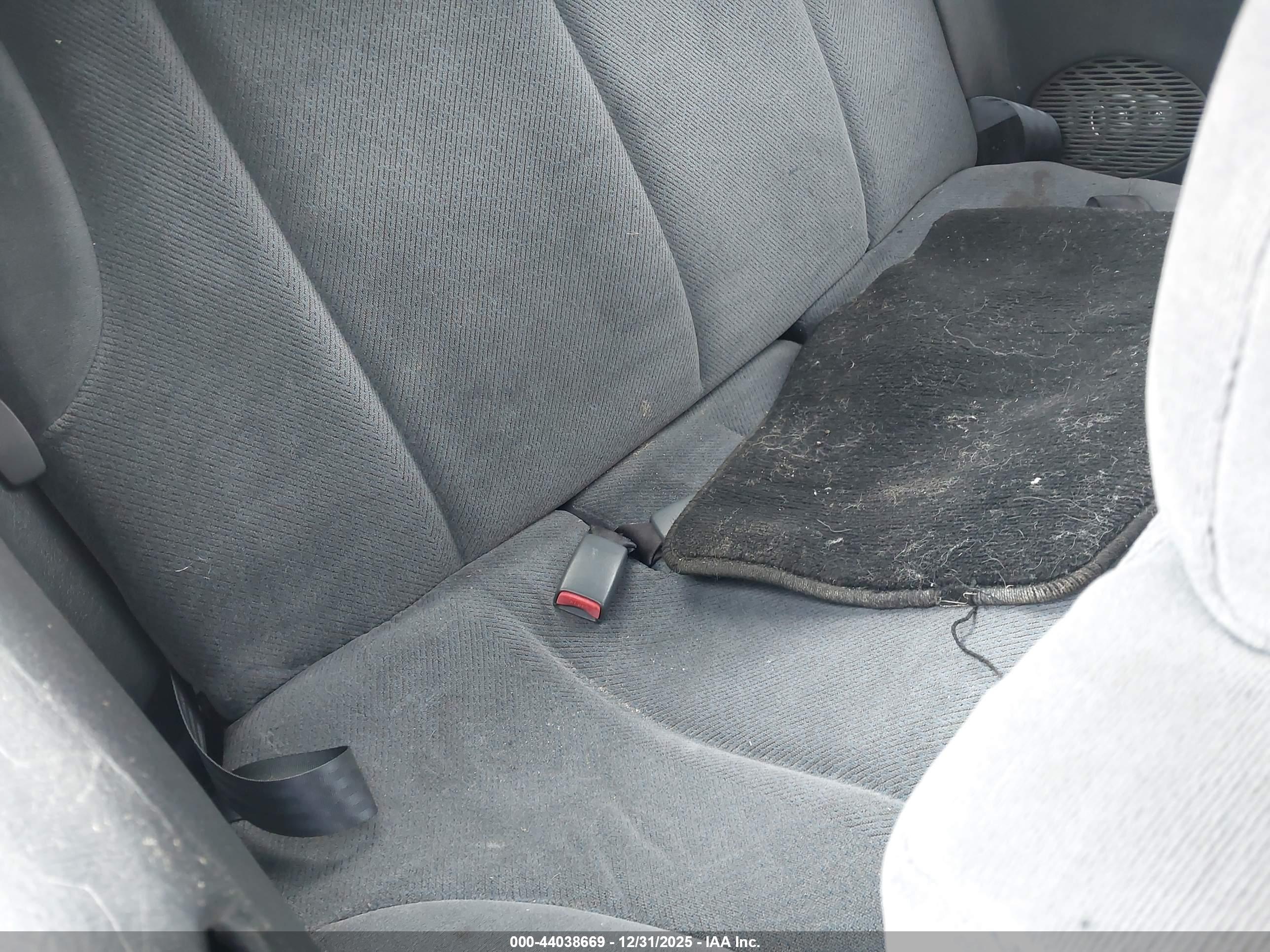 CHEVROLET CAVALIER image 8