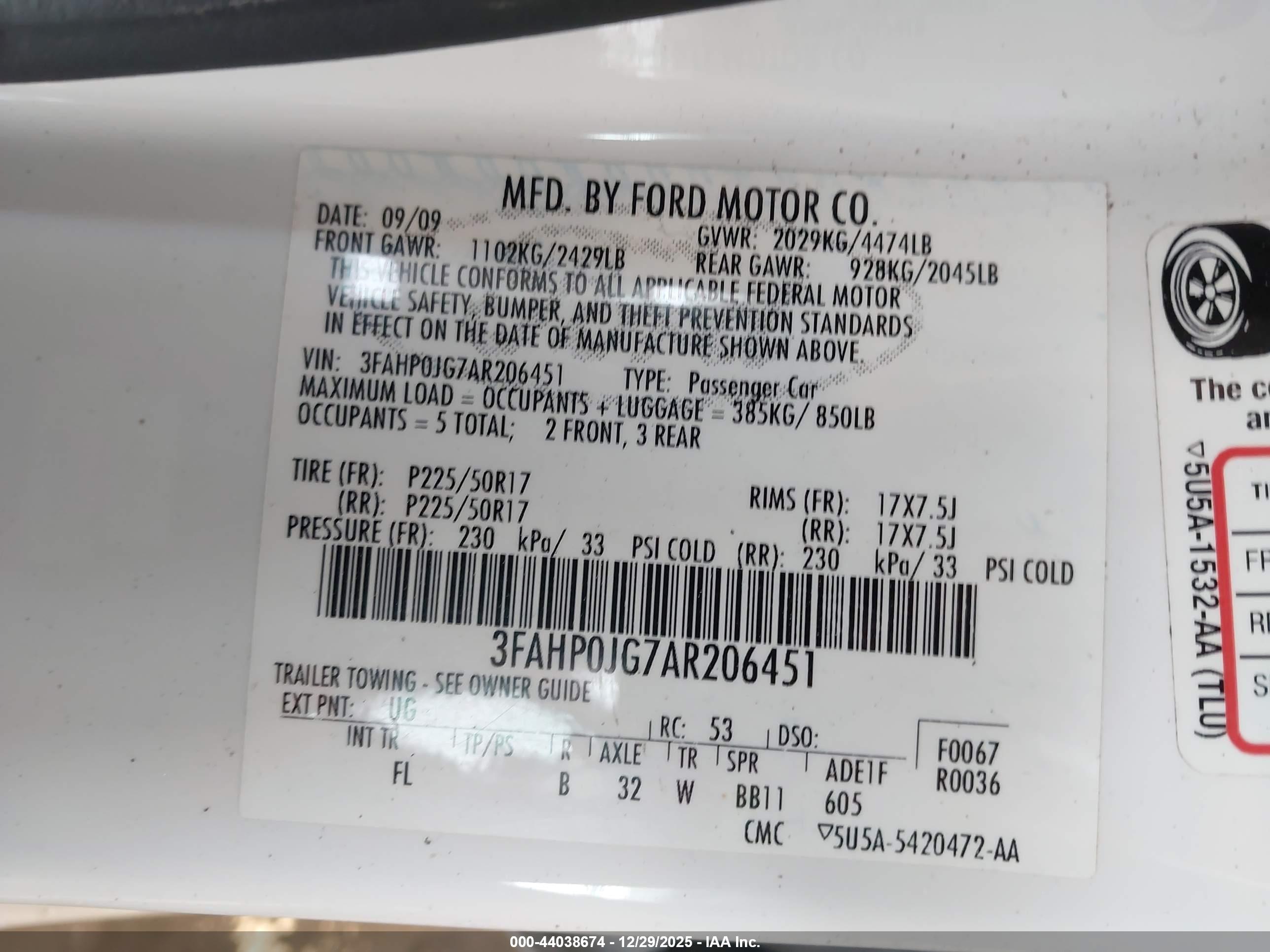 FORD FUSION image 9