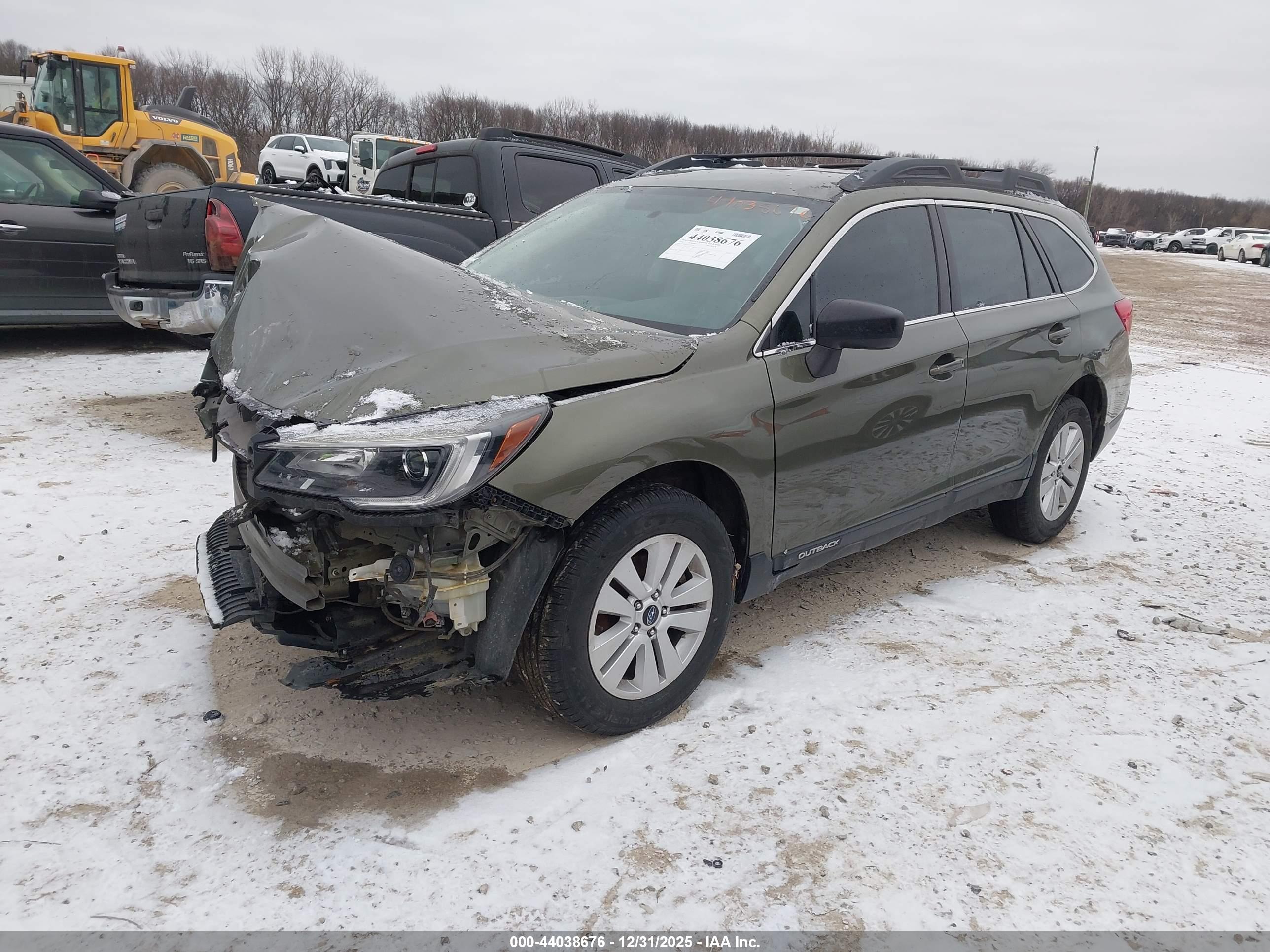 SUBARU OUTBACK image 2