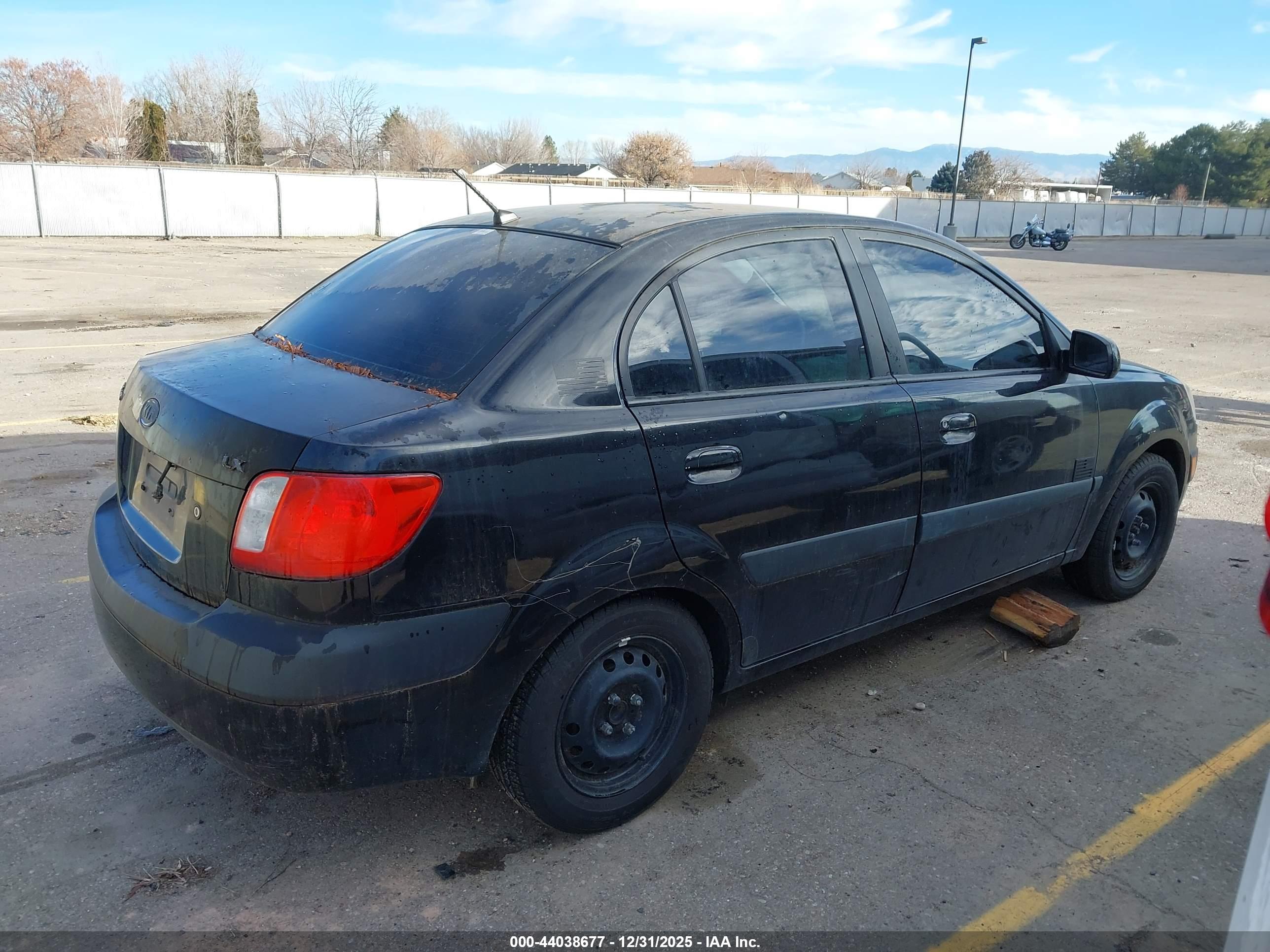 KIA RIO image 4