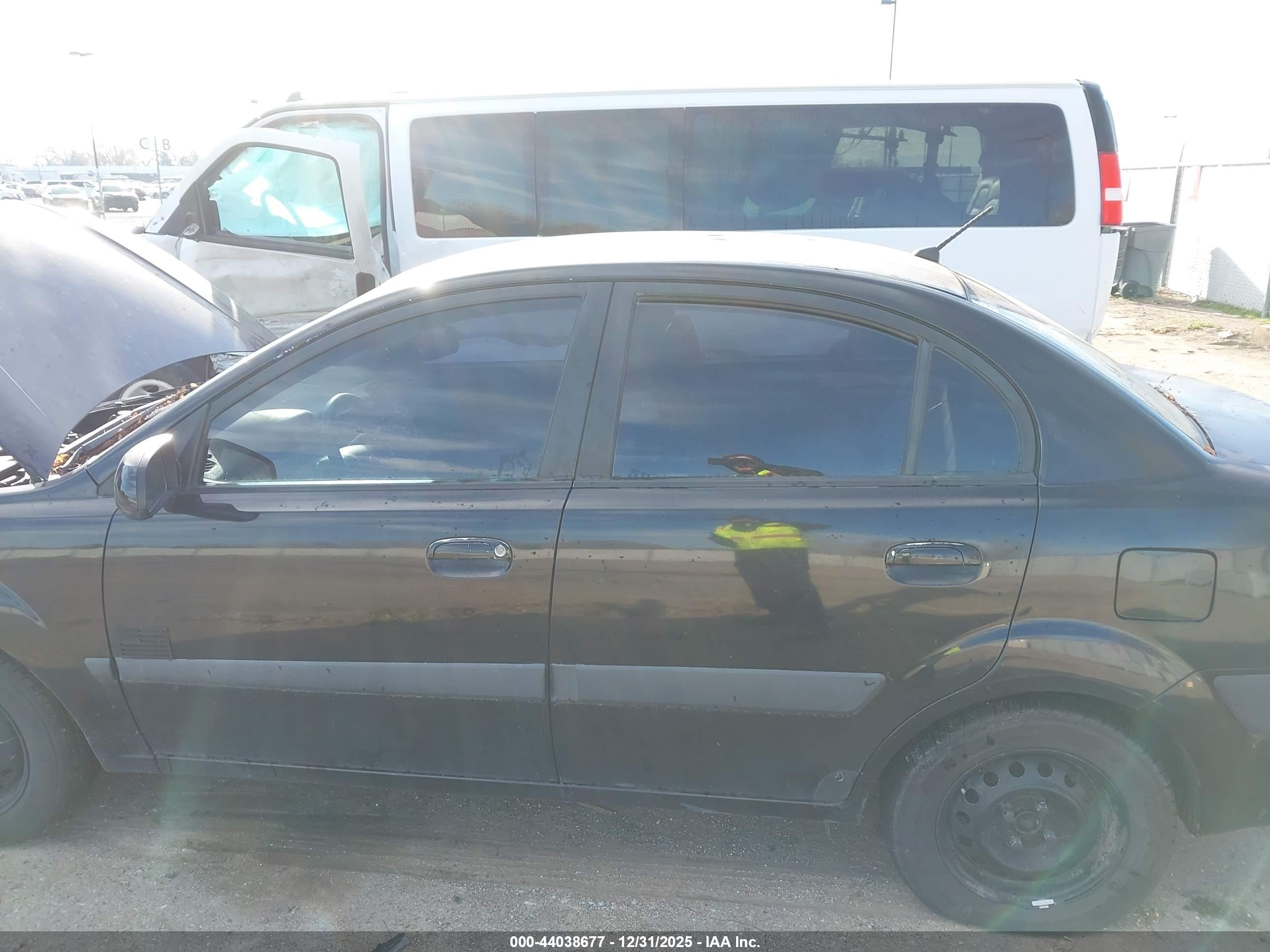 KIA RIO image 6