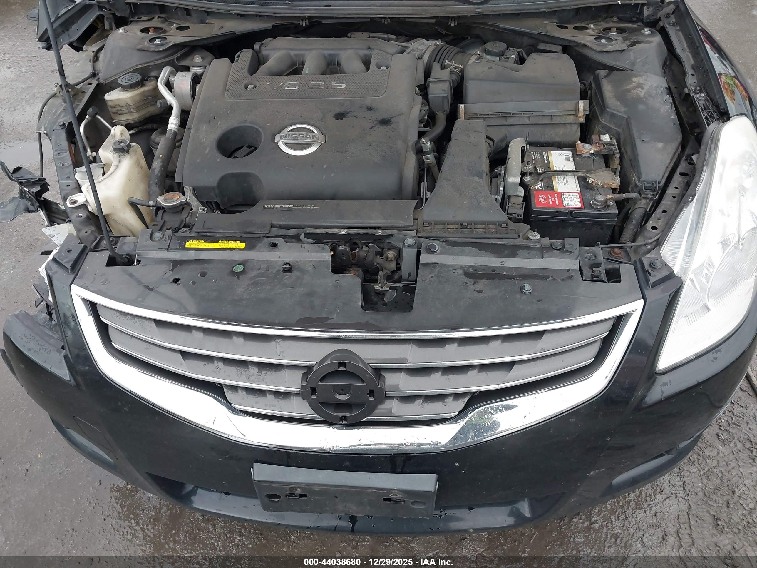 NISSAN ALTIMA image 10
