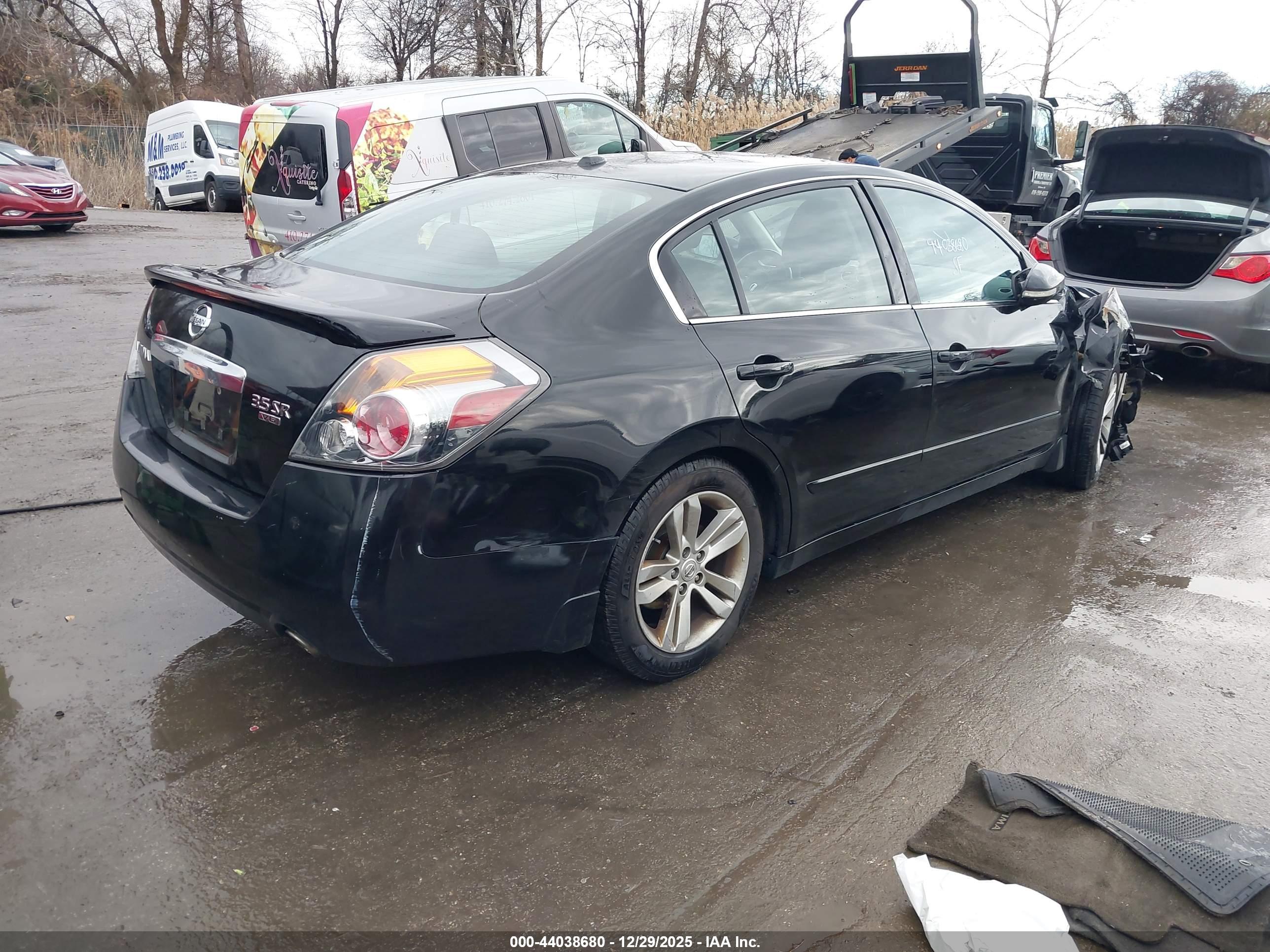 NISSAN ALTIMA image 4