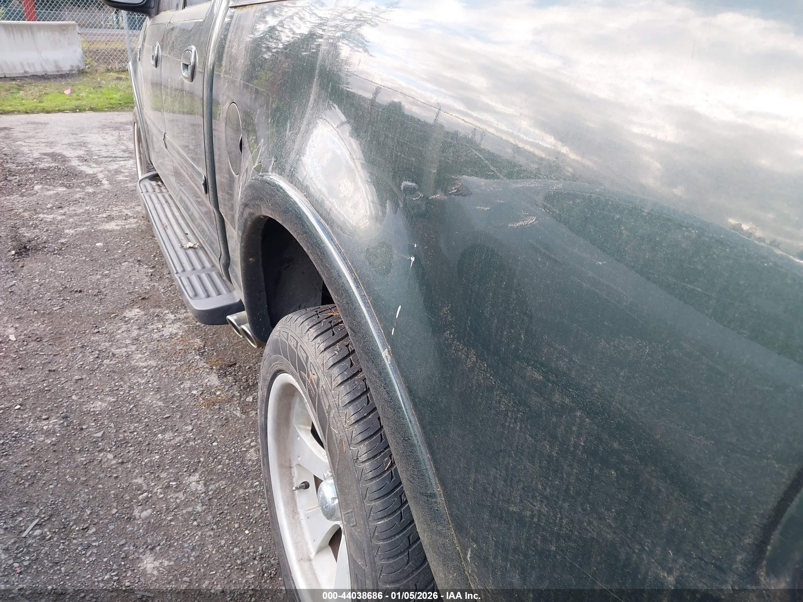 FORD F-150 image 6