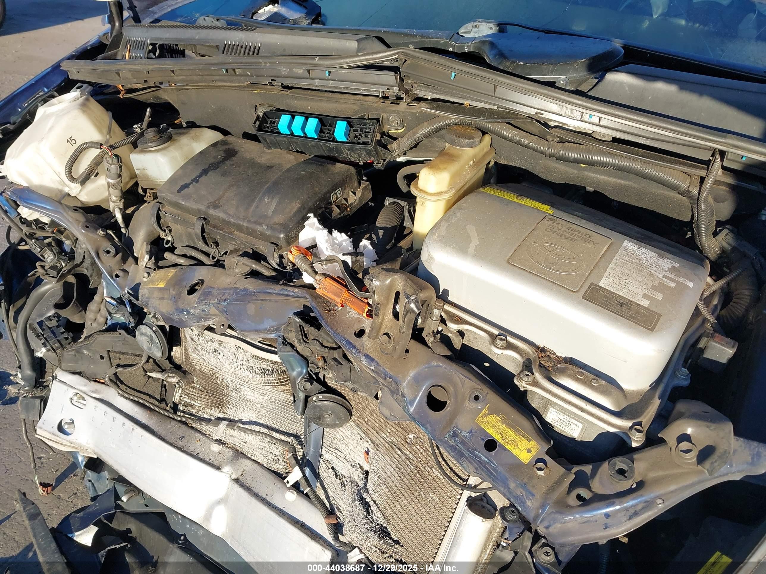 TOYOTA PRIUS image 10