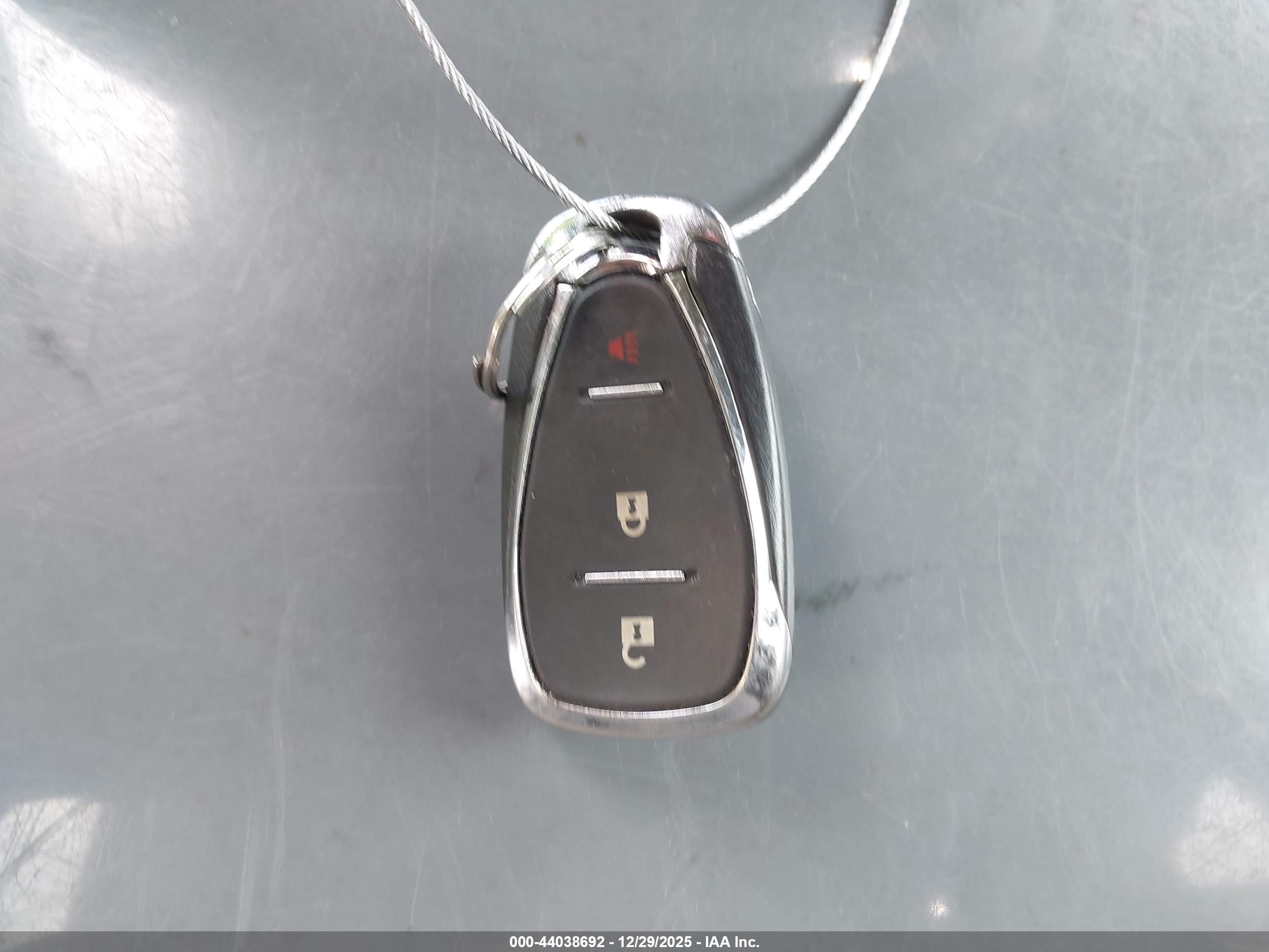 CHEVROLET EQUINOX image 11