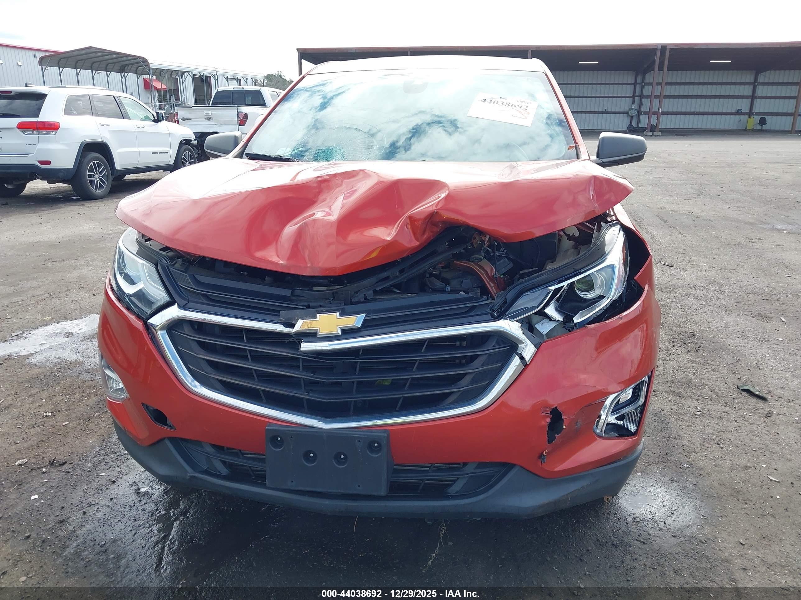 CHEVROLET EQUINOX image 6