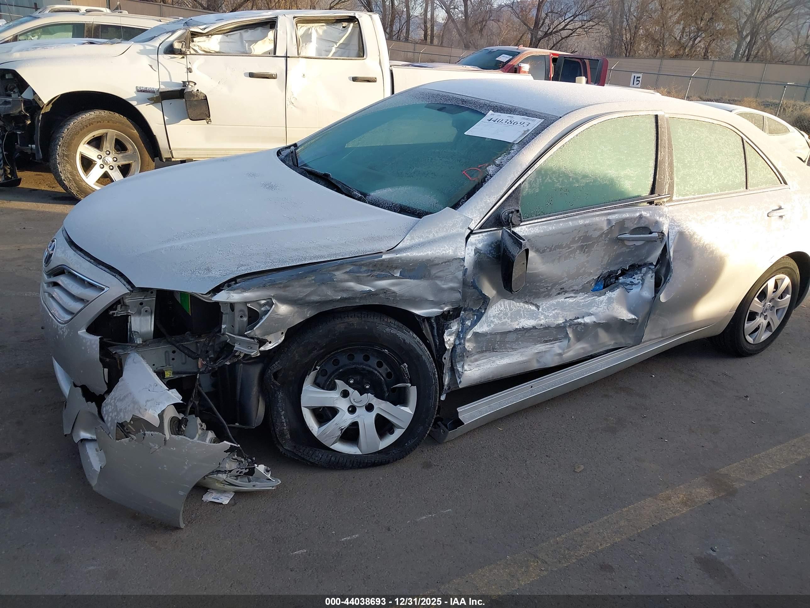 TOYOTA CAMRY image 6