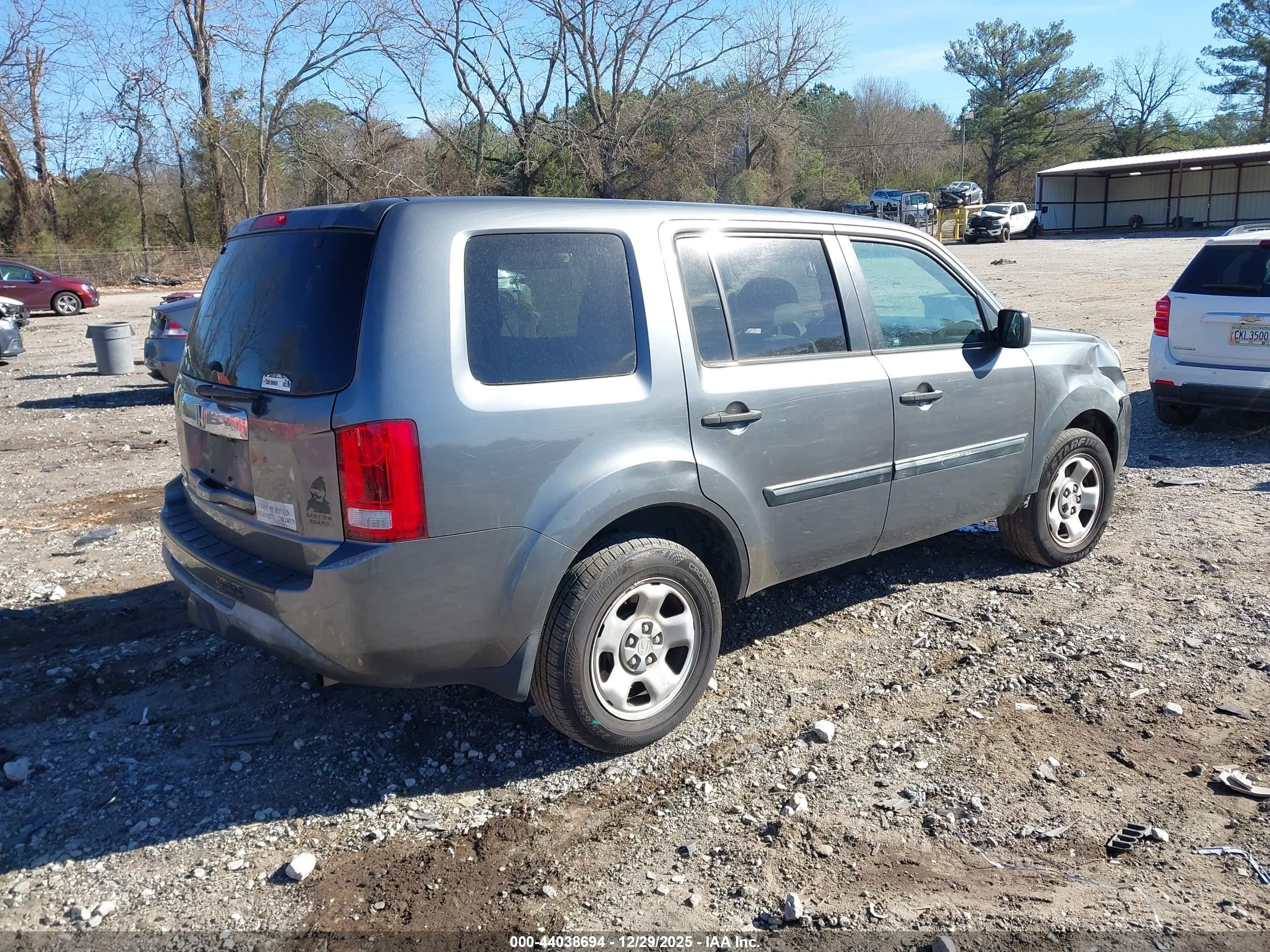 HONDA PILOT image 4