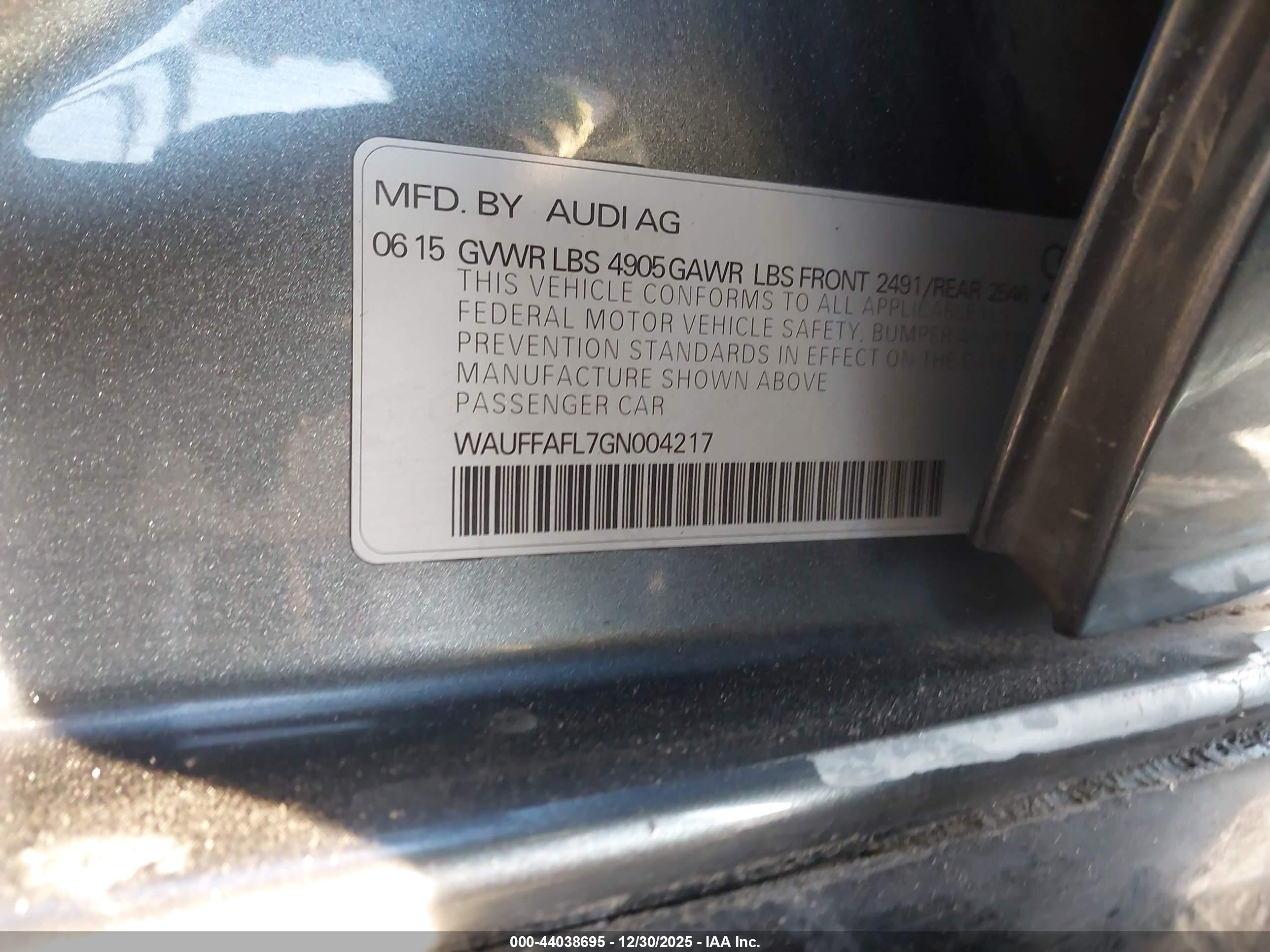 AUDI A4 image 9