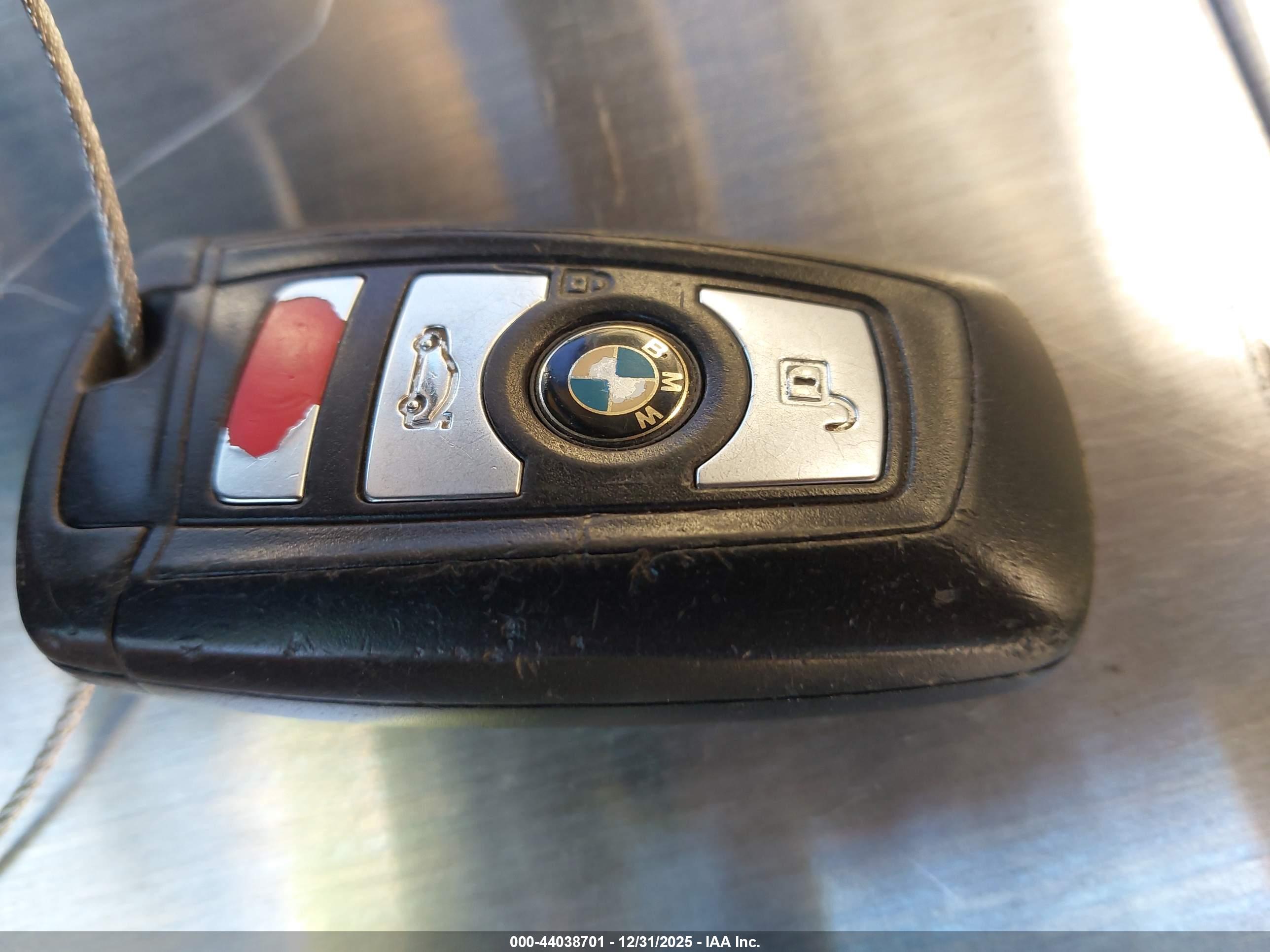 BMW 528I image 11
