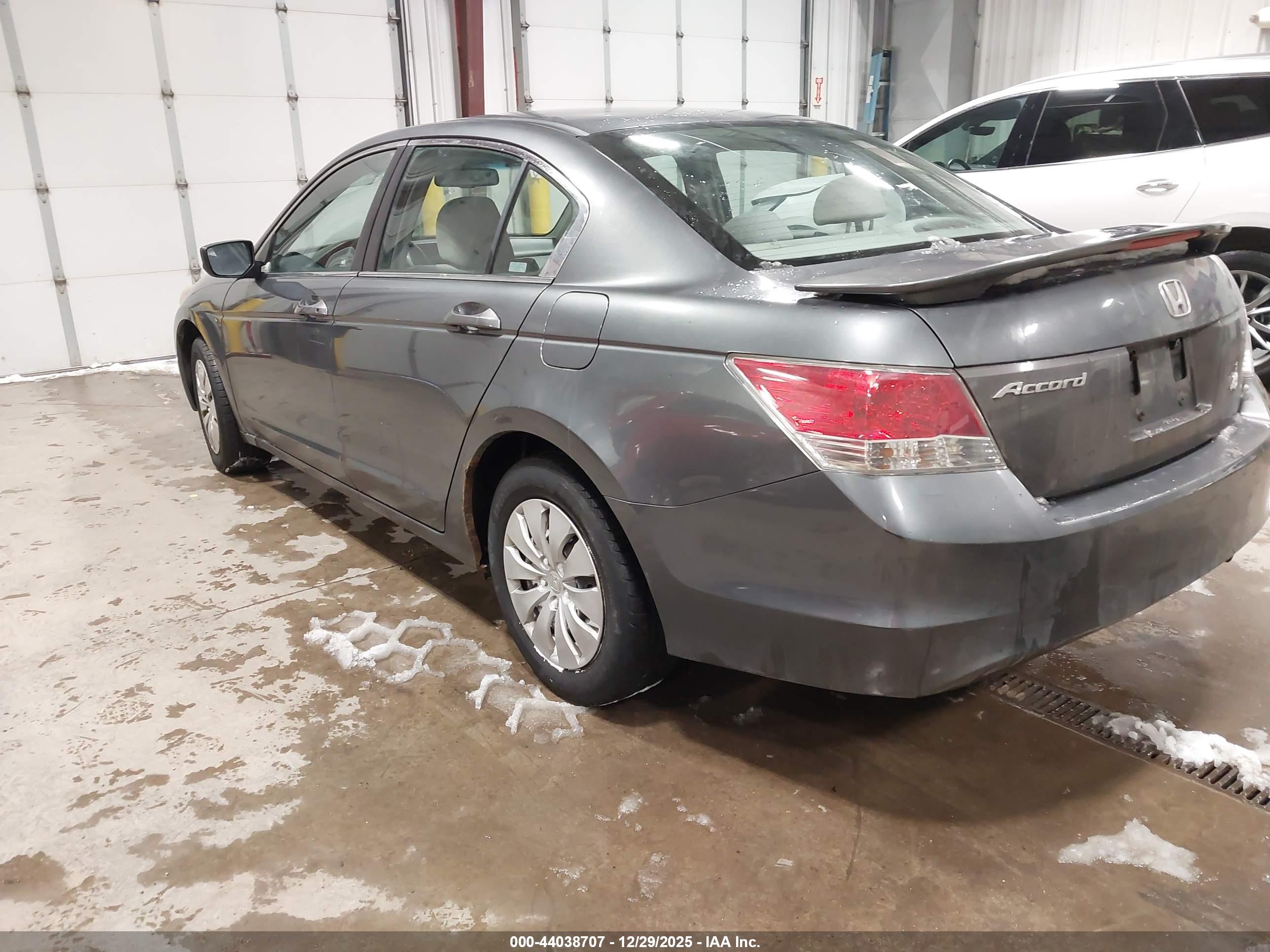HONDA ACCORD image 3
