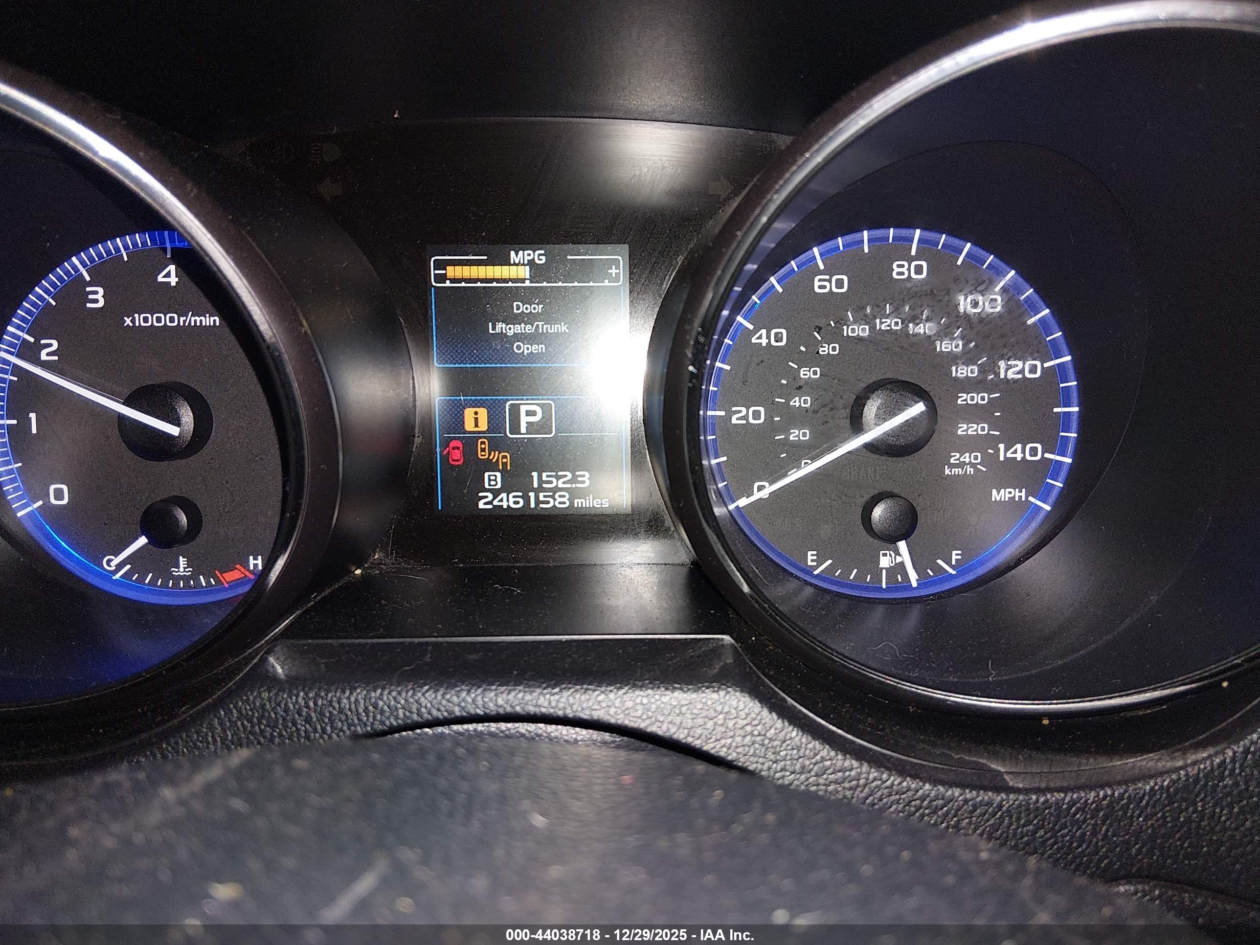 SUBARU OUTBACK image 7