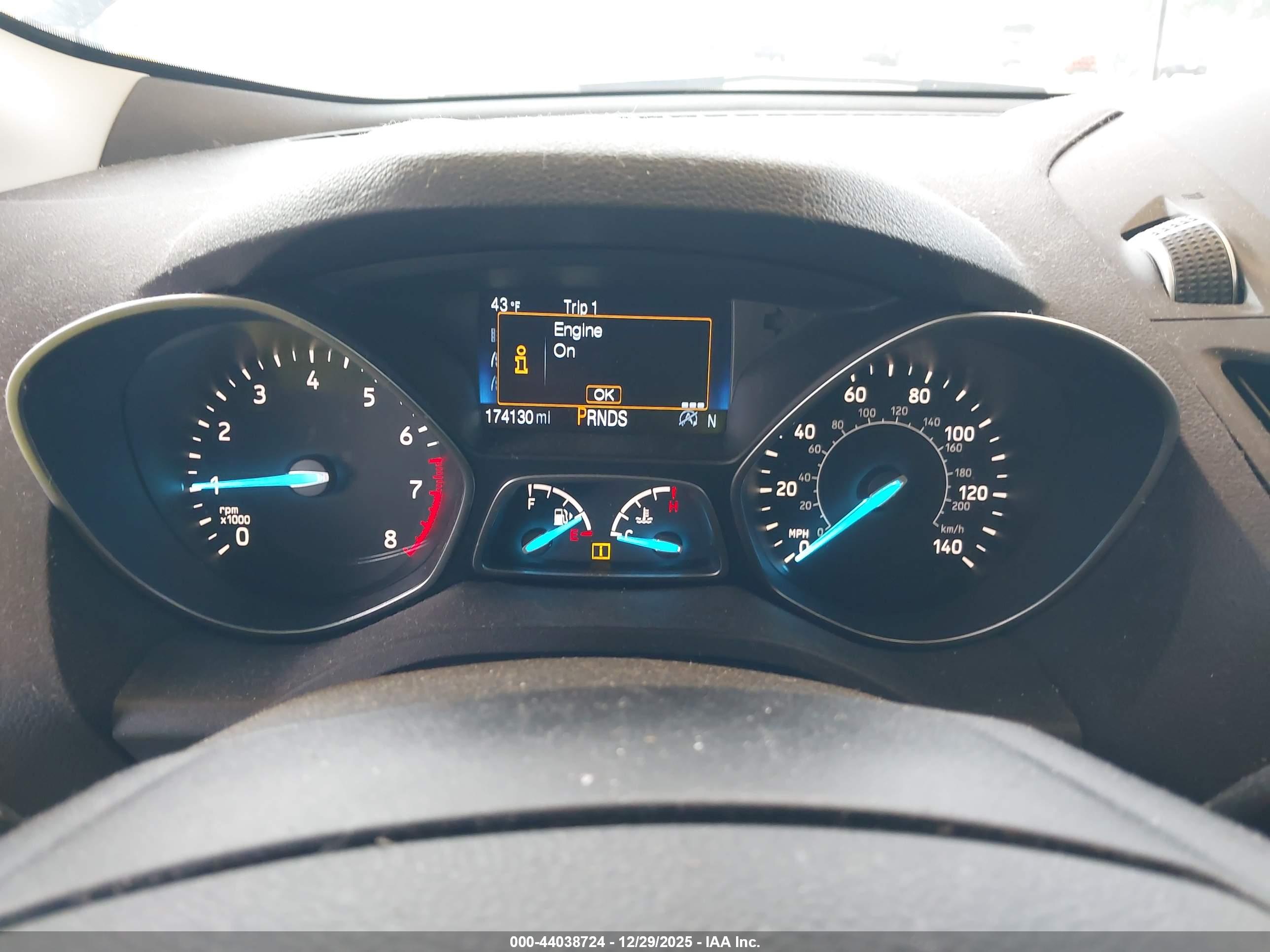 FORD ESCAPE image 7