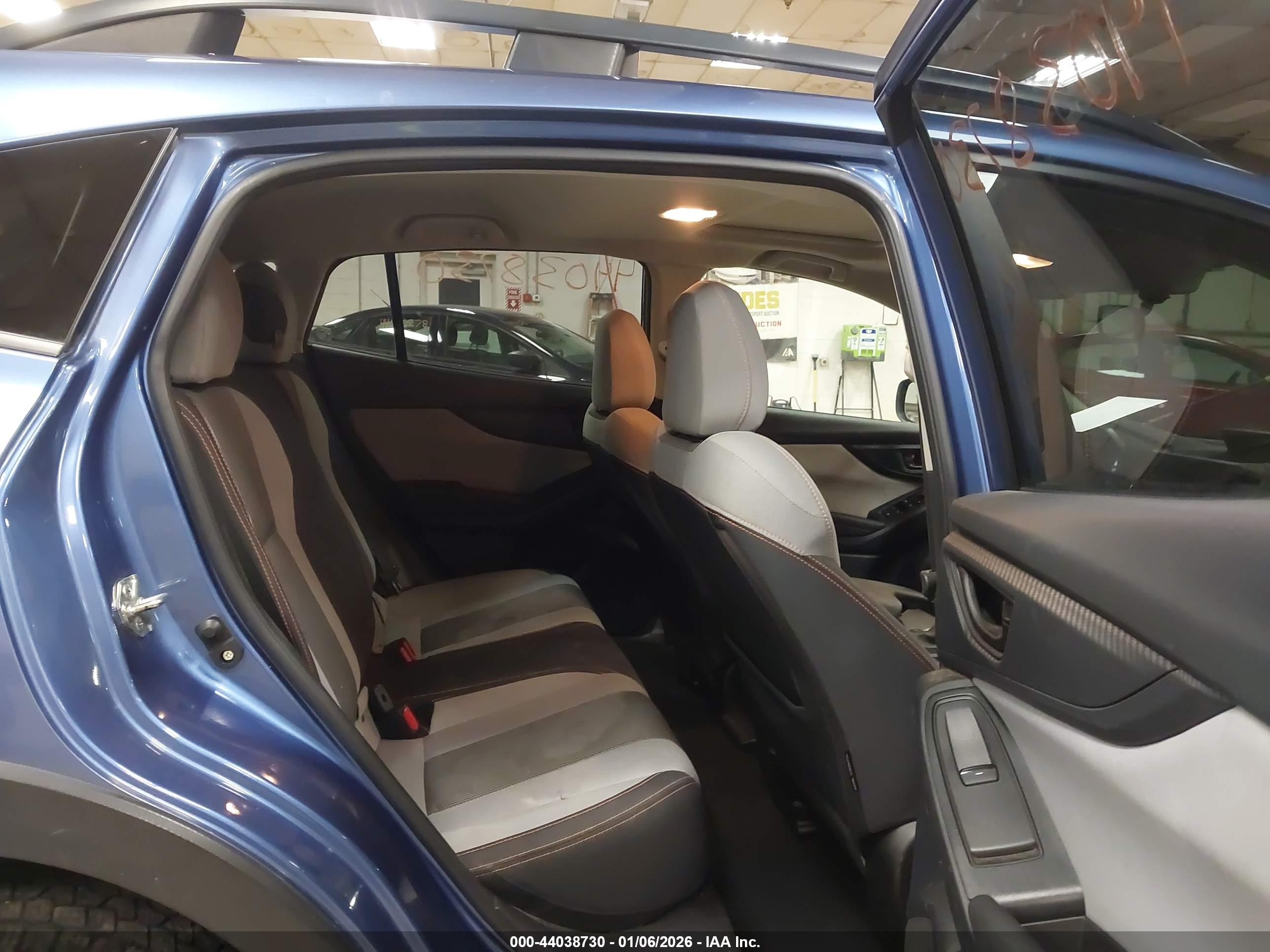 SUBARU CROSSTREK image 8