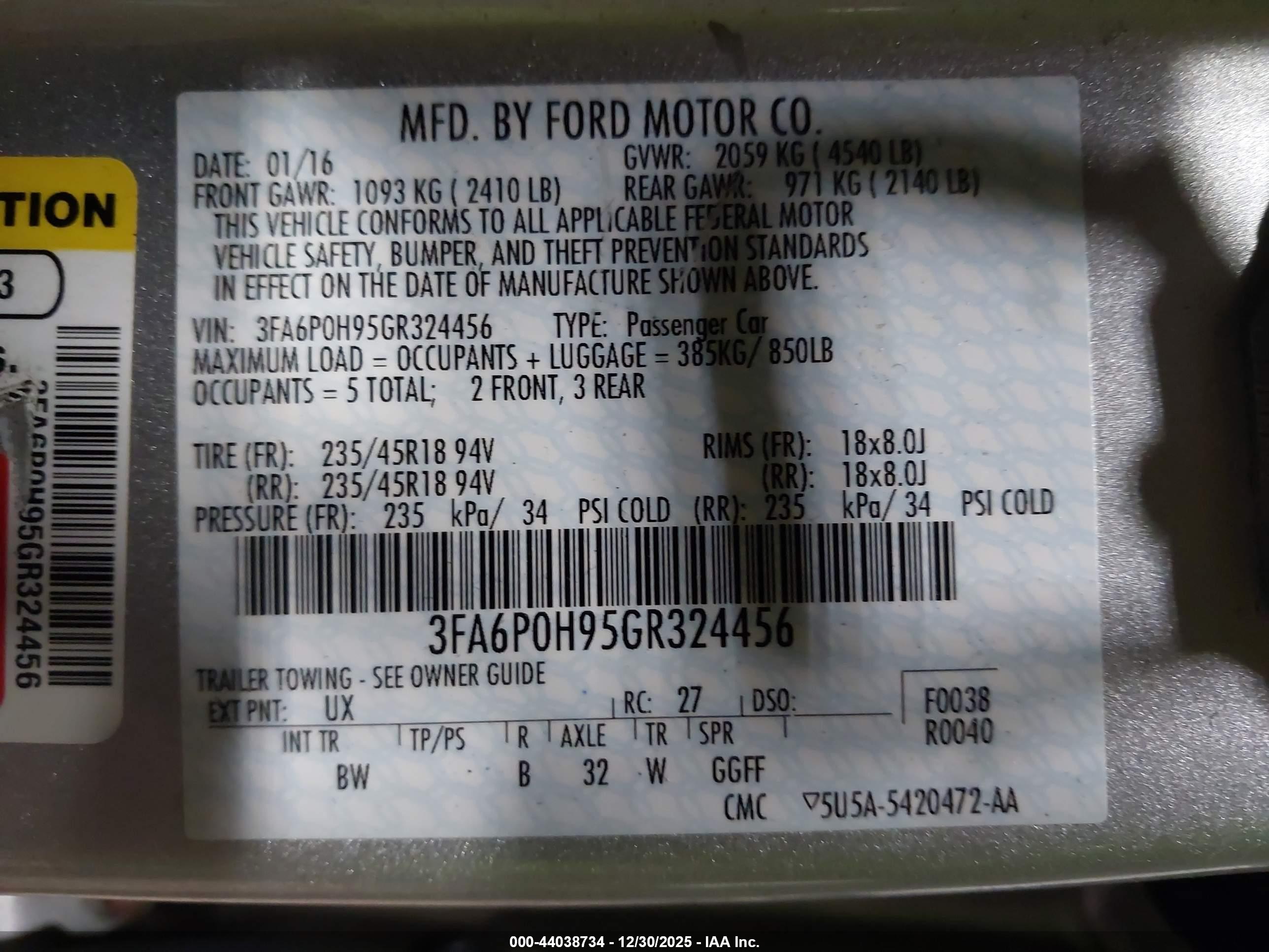 FORD FUSION image 9