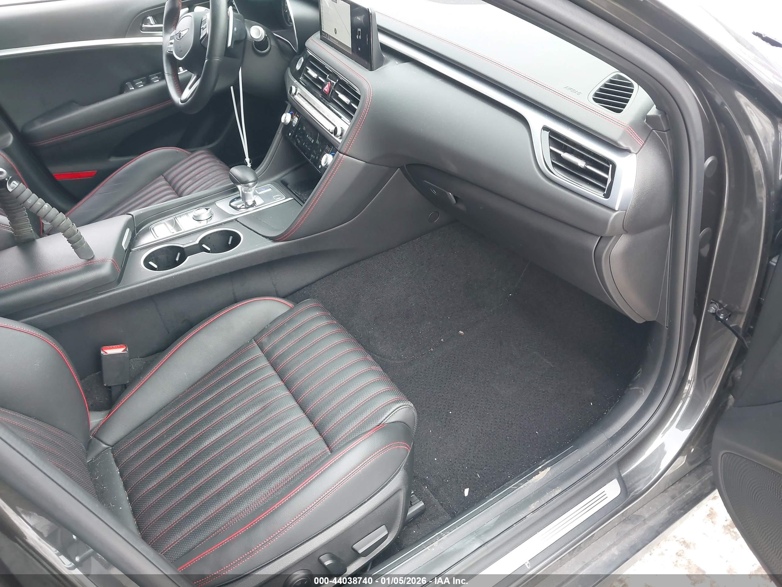 GENESIS G70 image 5