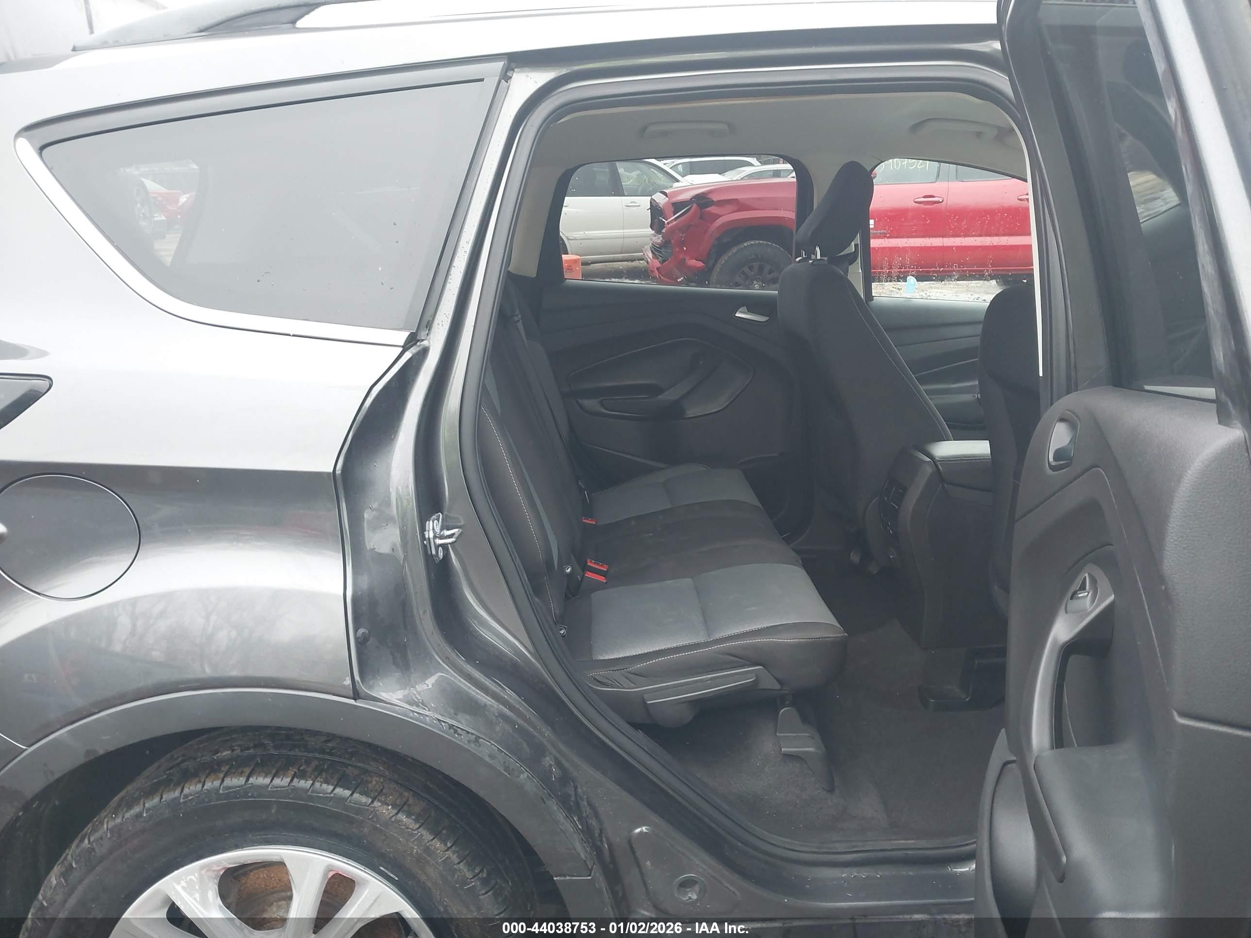 FORD ESCAPE image 8