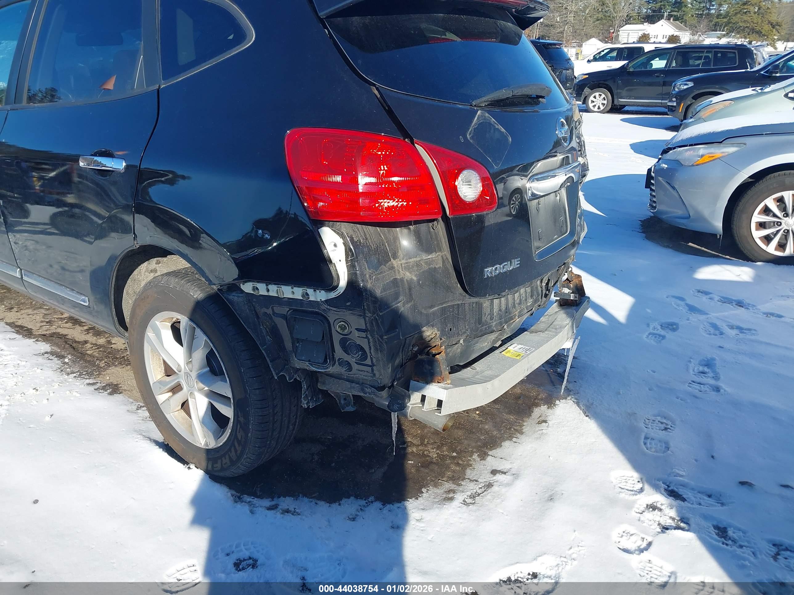 NISSAN ROGUE image 6
