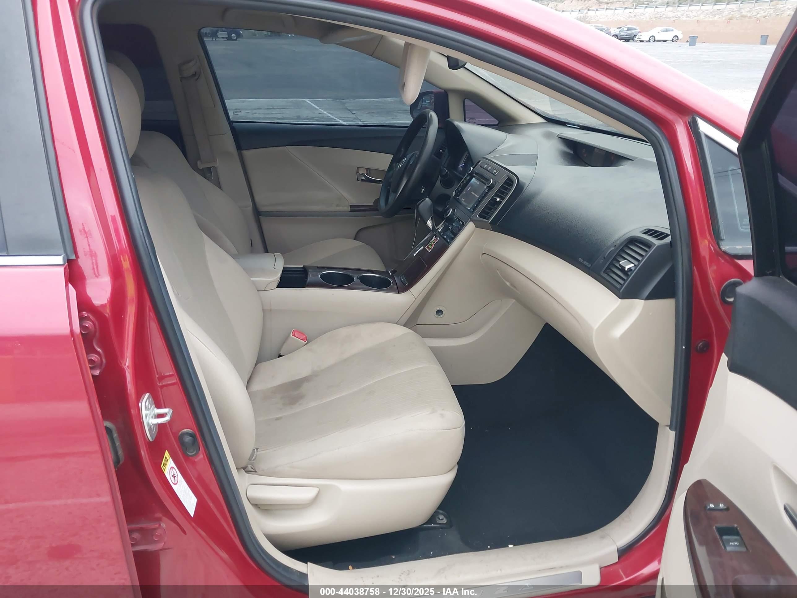 TOYOTA VENZA image 5