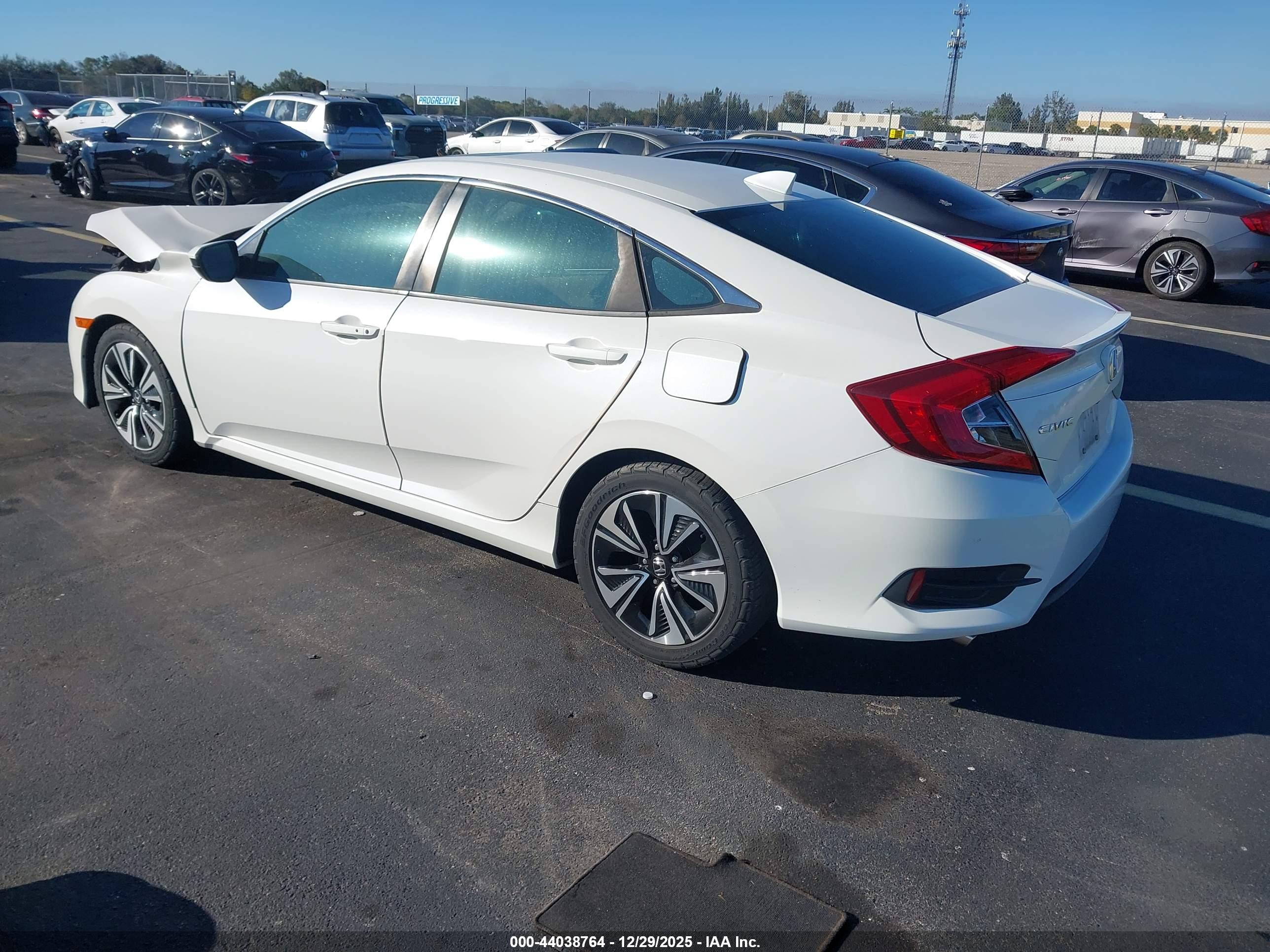 HONDA CIVIC image 3