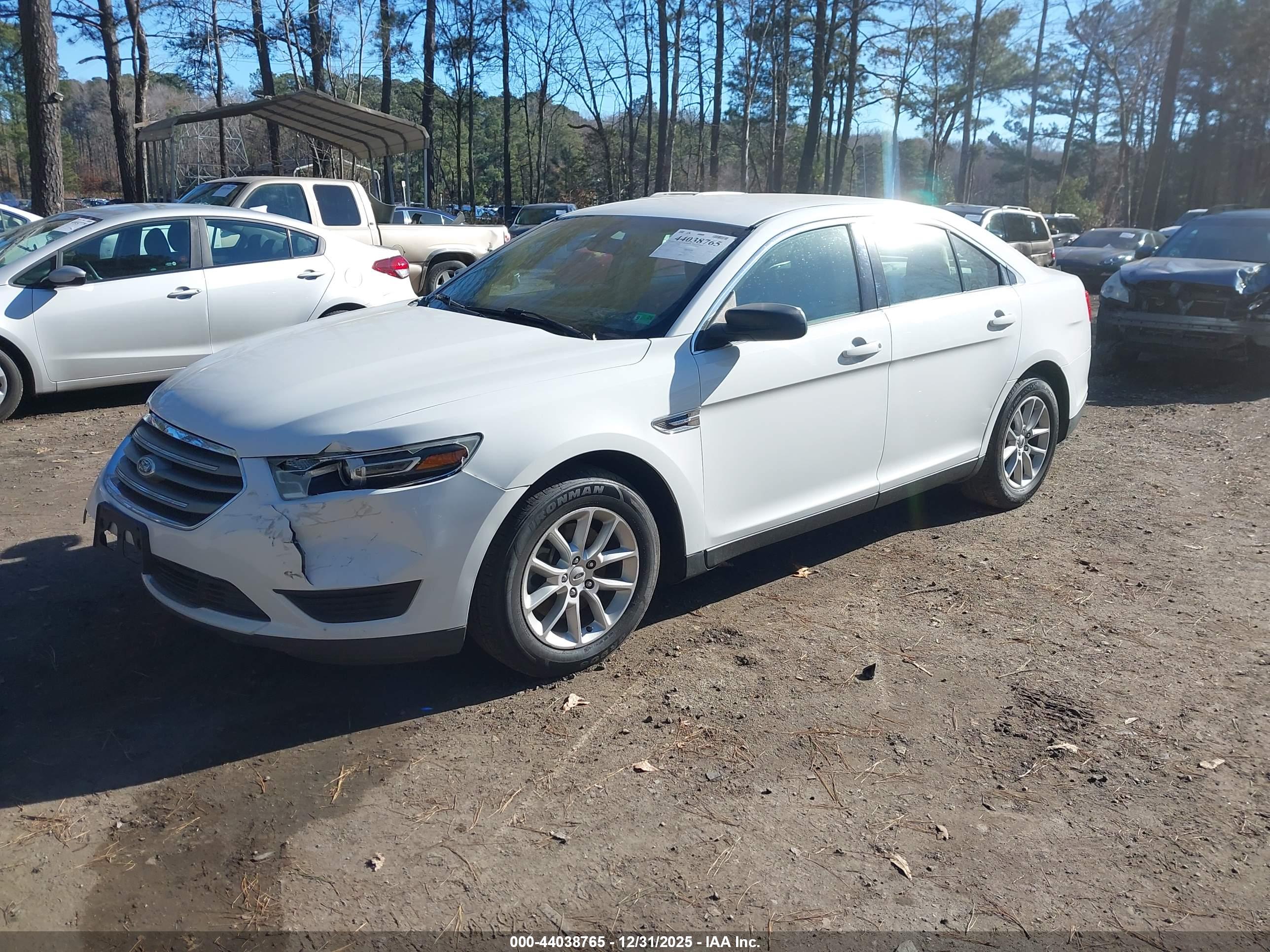 FORD TAURUS image 2