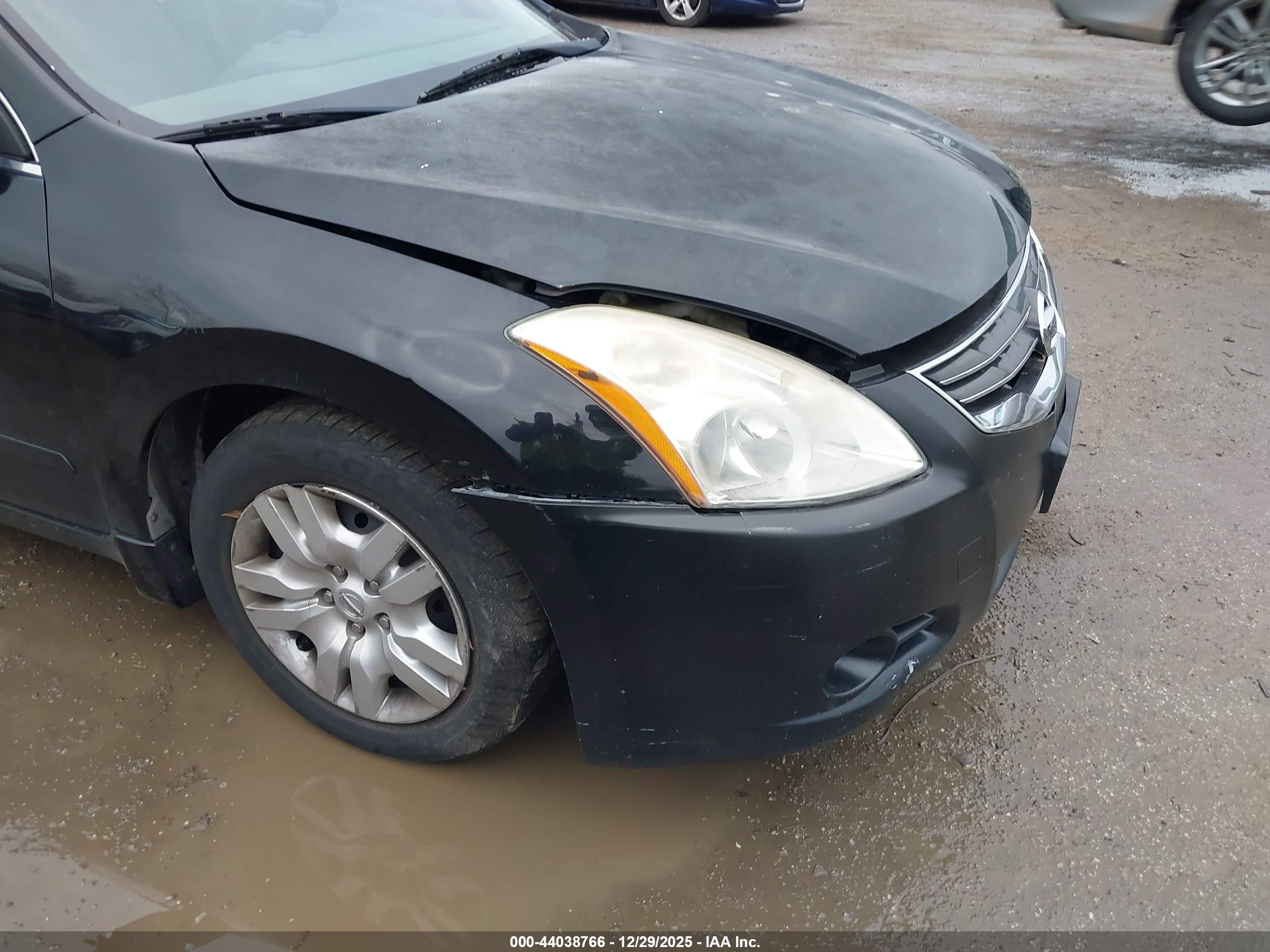 NISSAN ALTIMA image 6