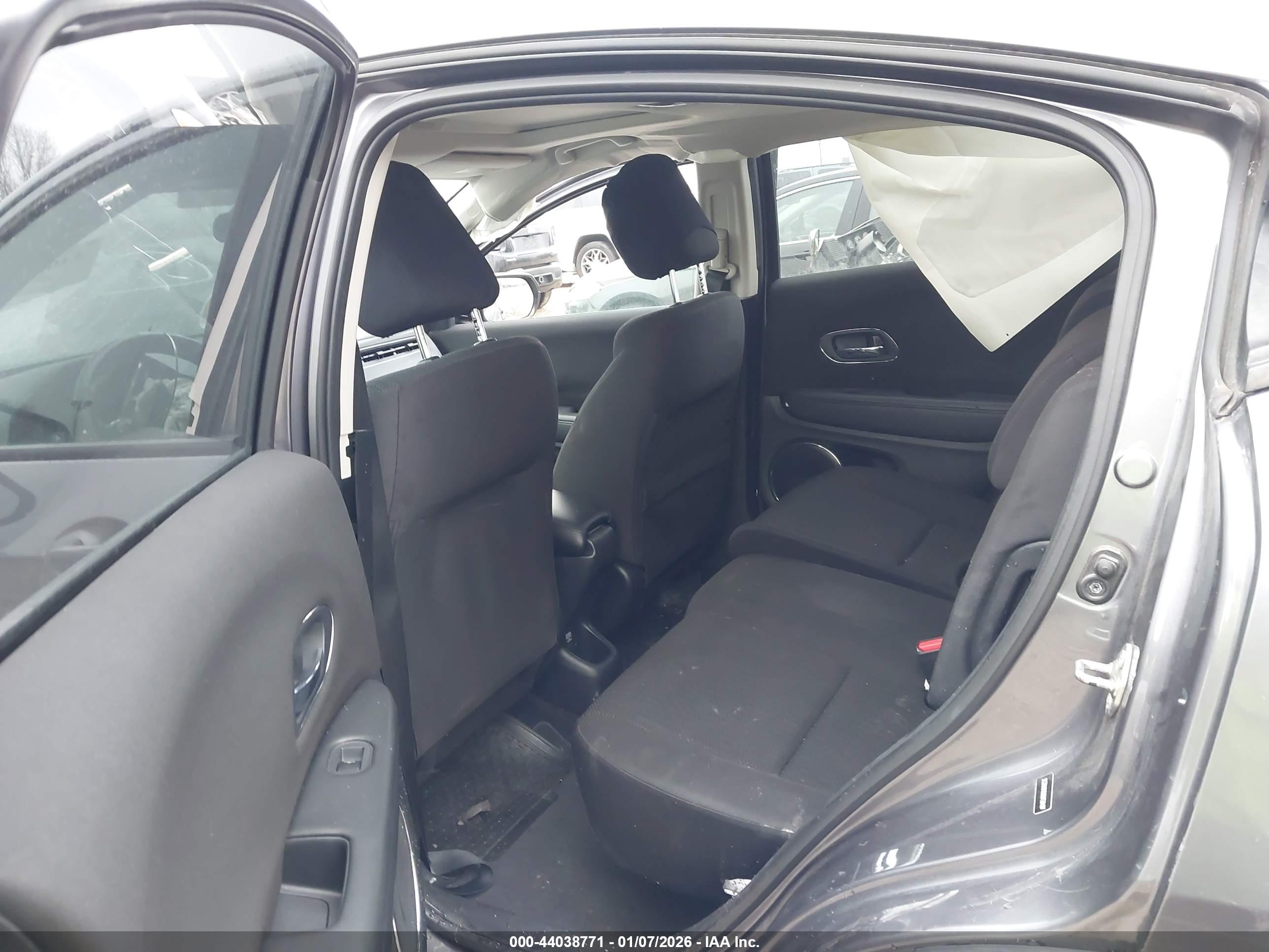 HONDA HR-V image 8