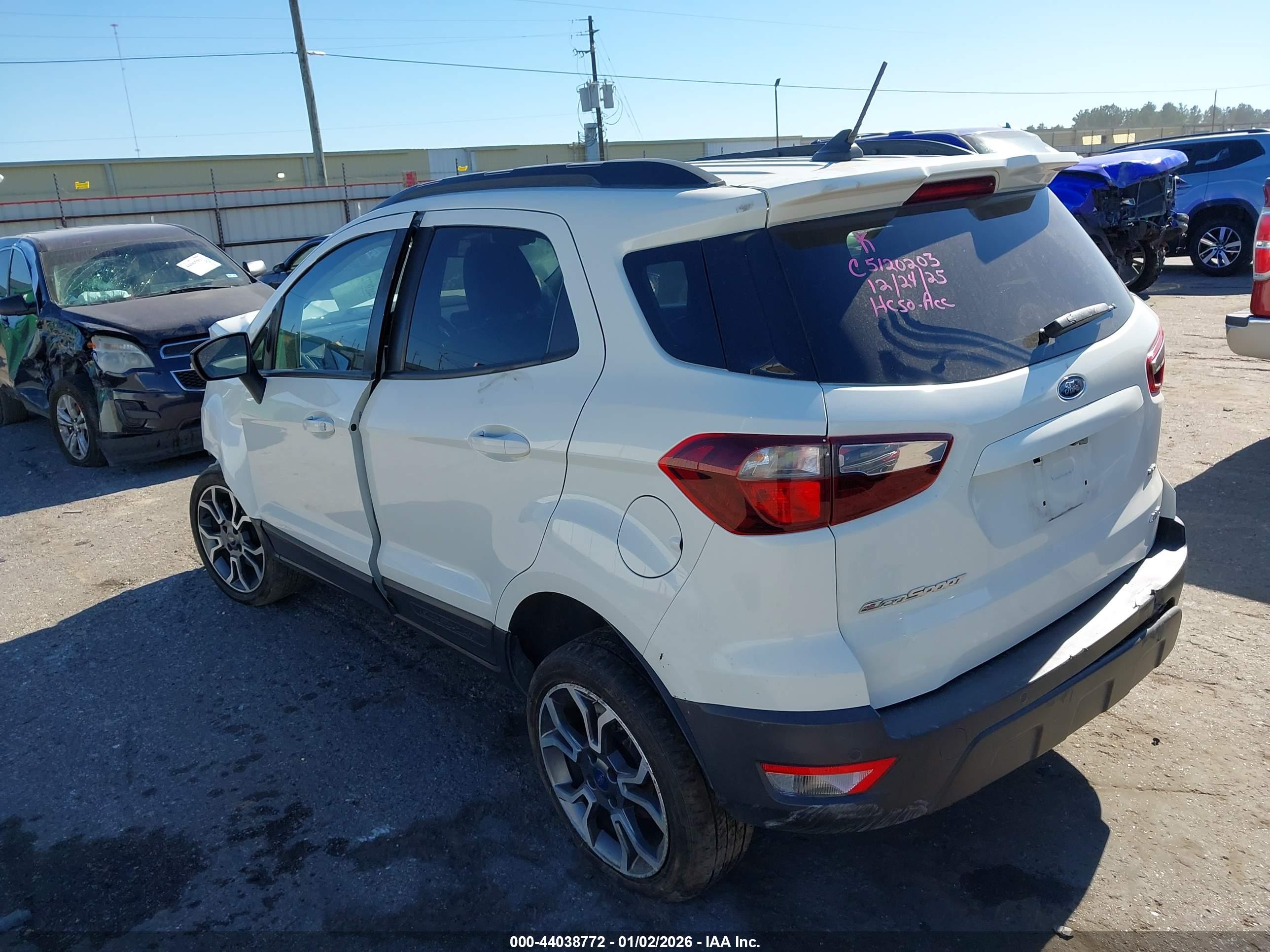 FORD ECOSPORT image 3