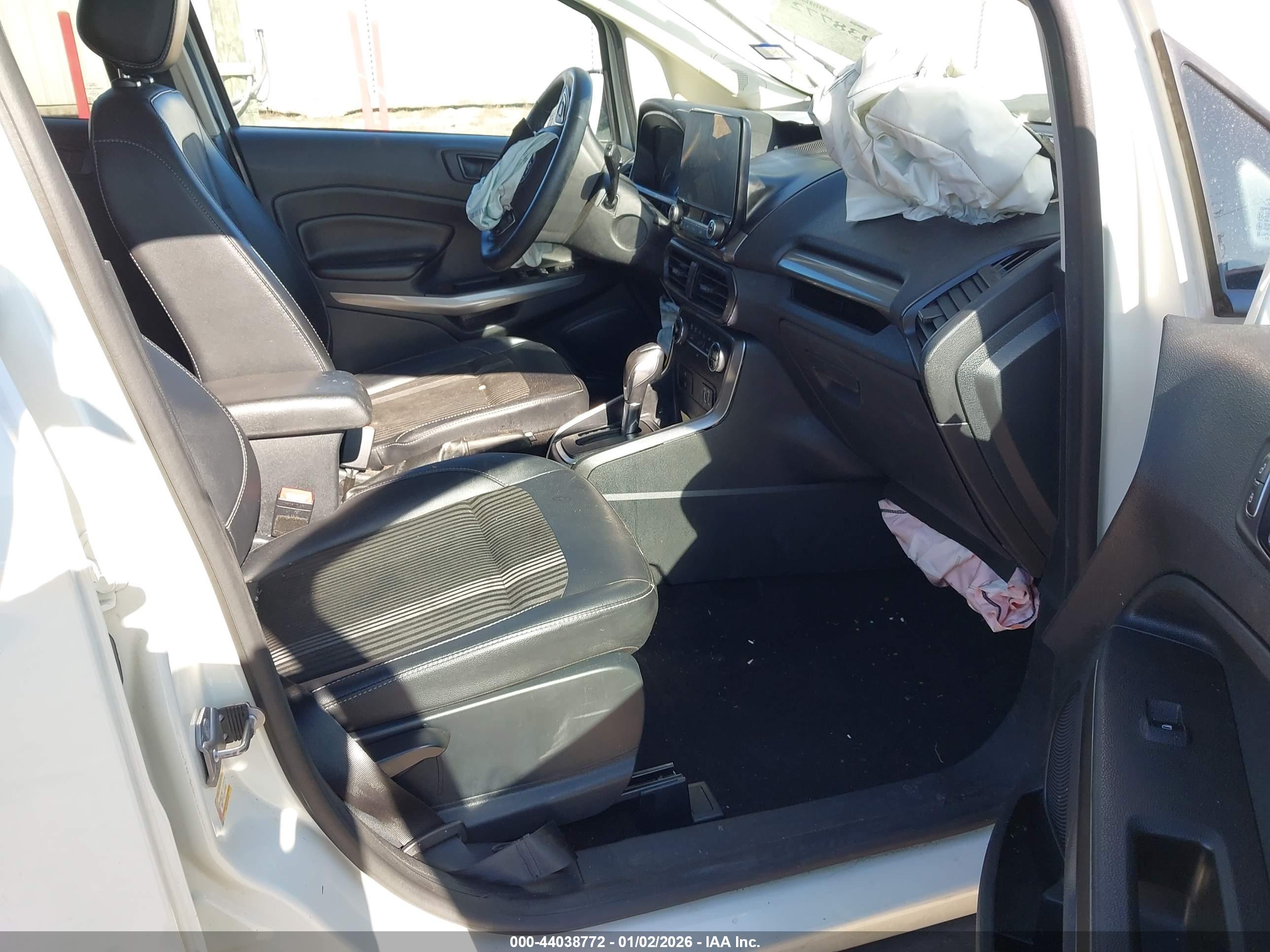FORD ECOSPORT image 5