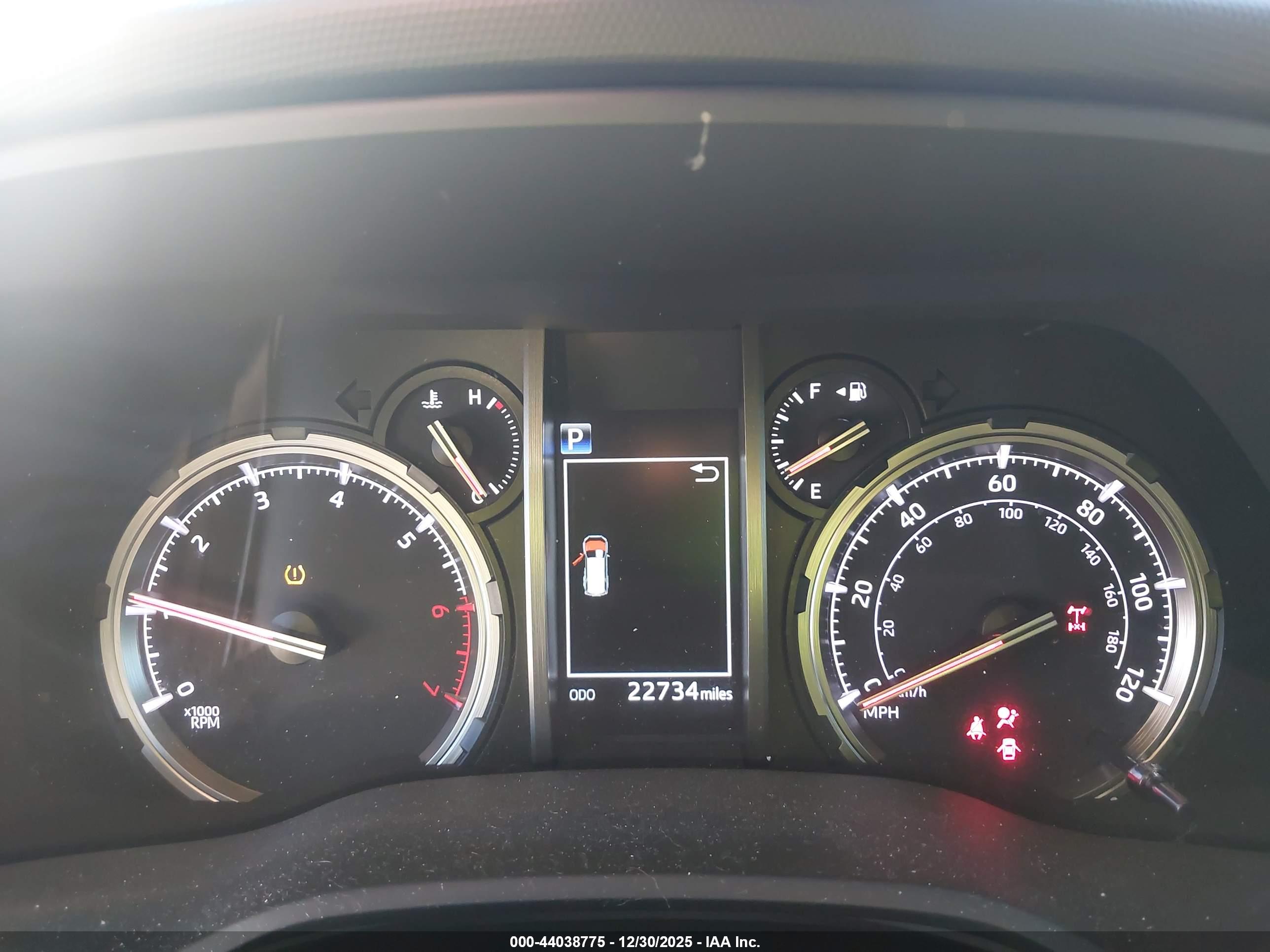 TOYOTA 4RUNNER image 7