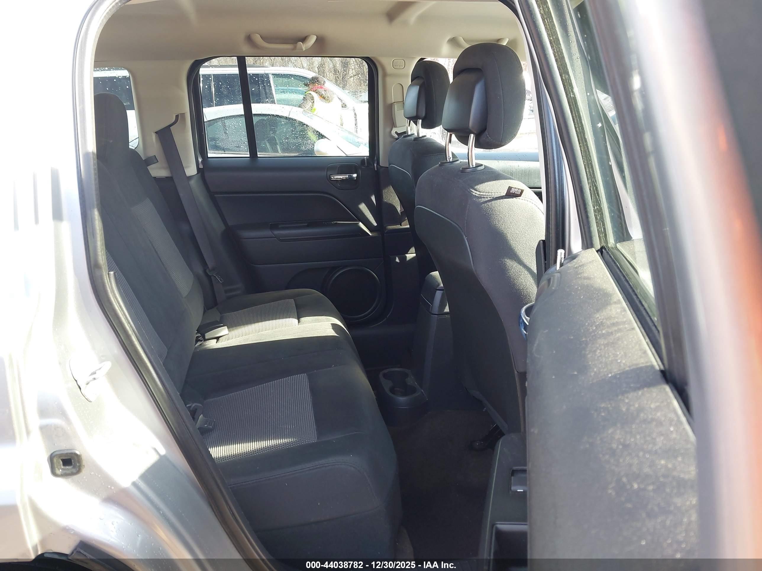 JEEP PATRIOT image 8