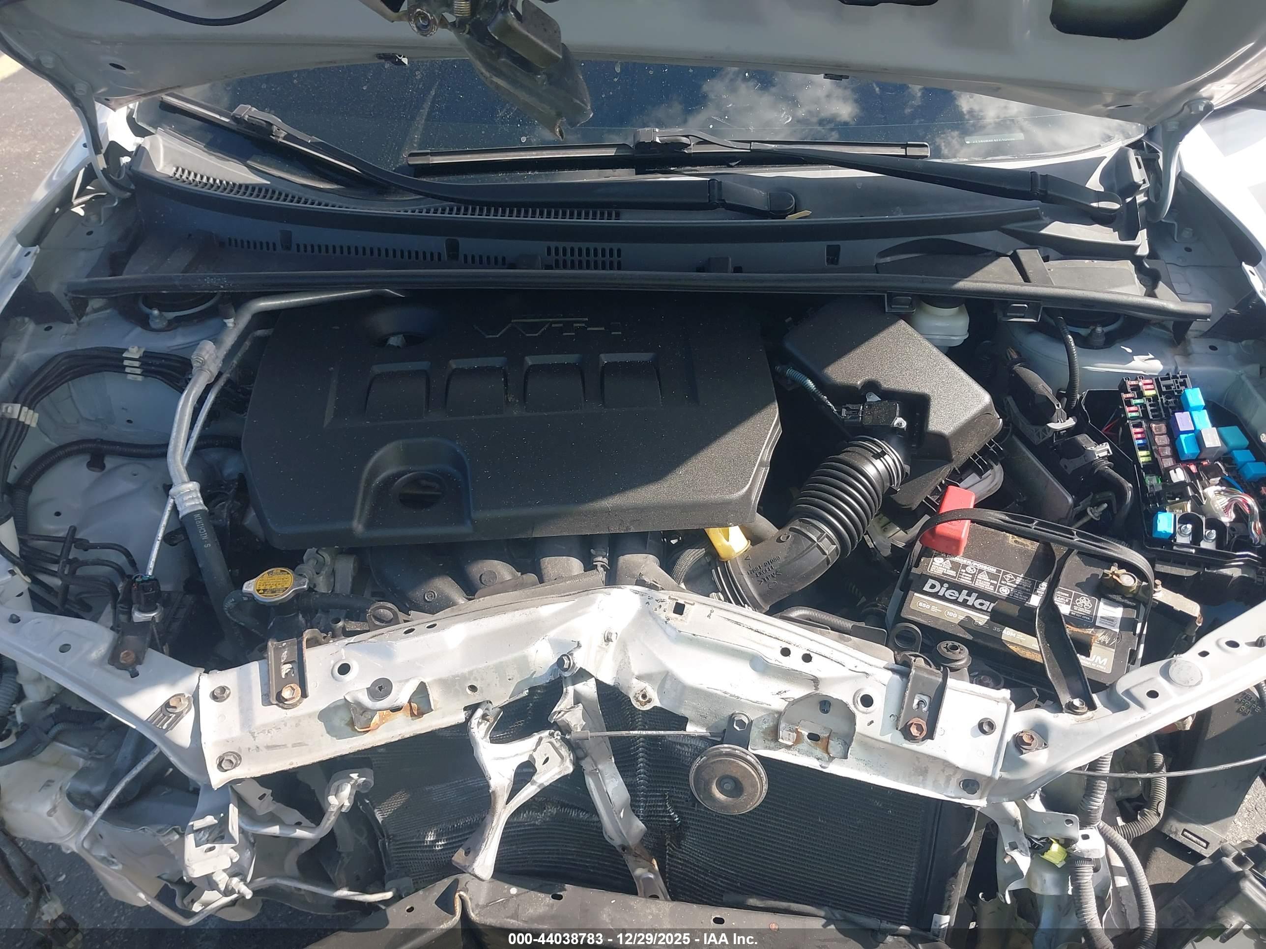 TOYOTA COROLLA image 10