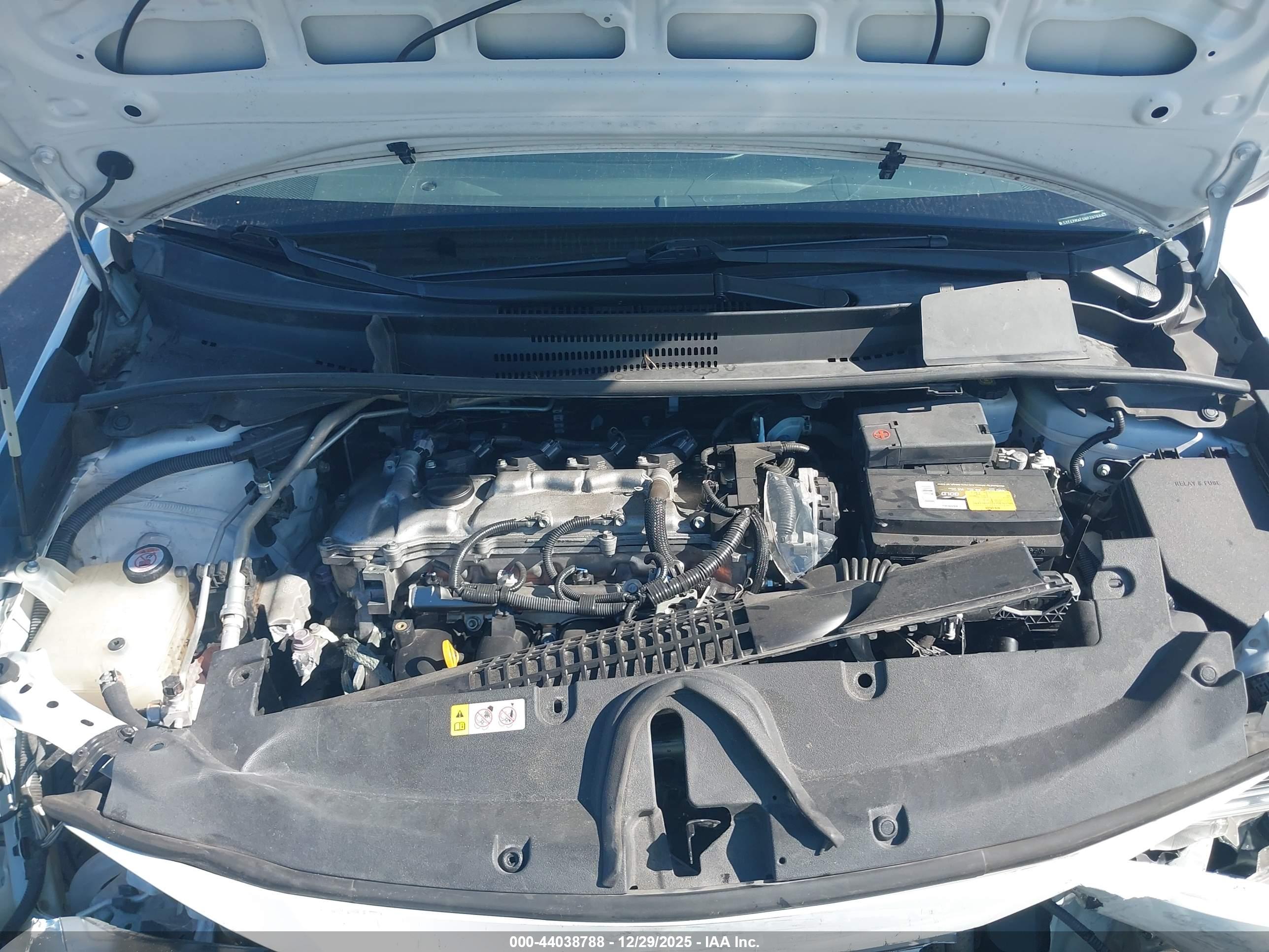 TOYOTA COROLLA image 10