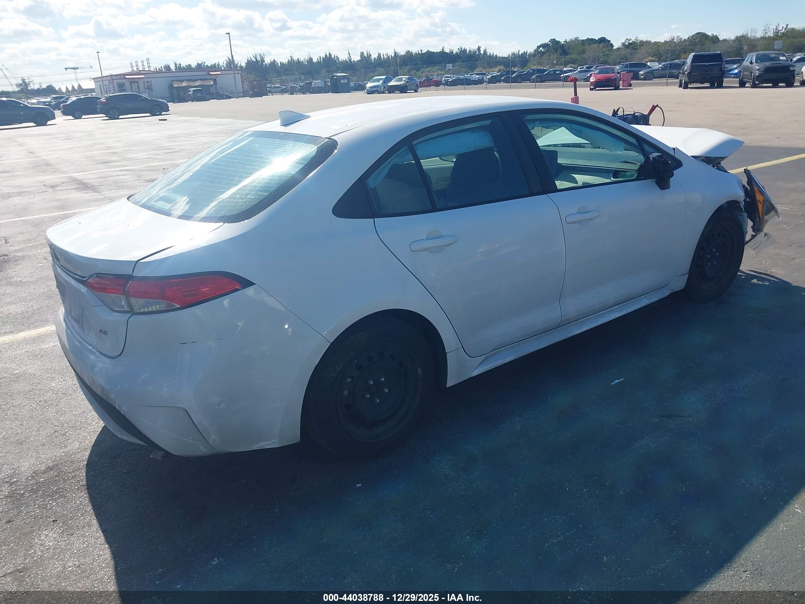 TOYOTA COROLLA image 4