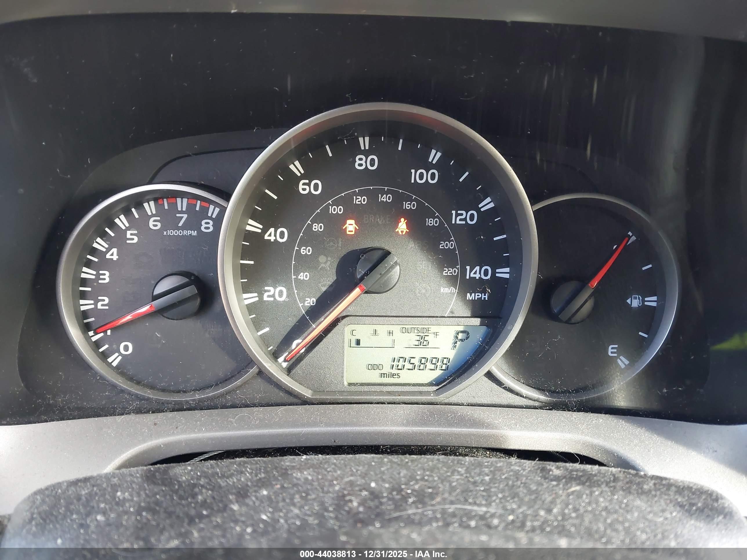 TOYOTA RAV4 image 7