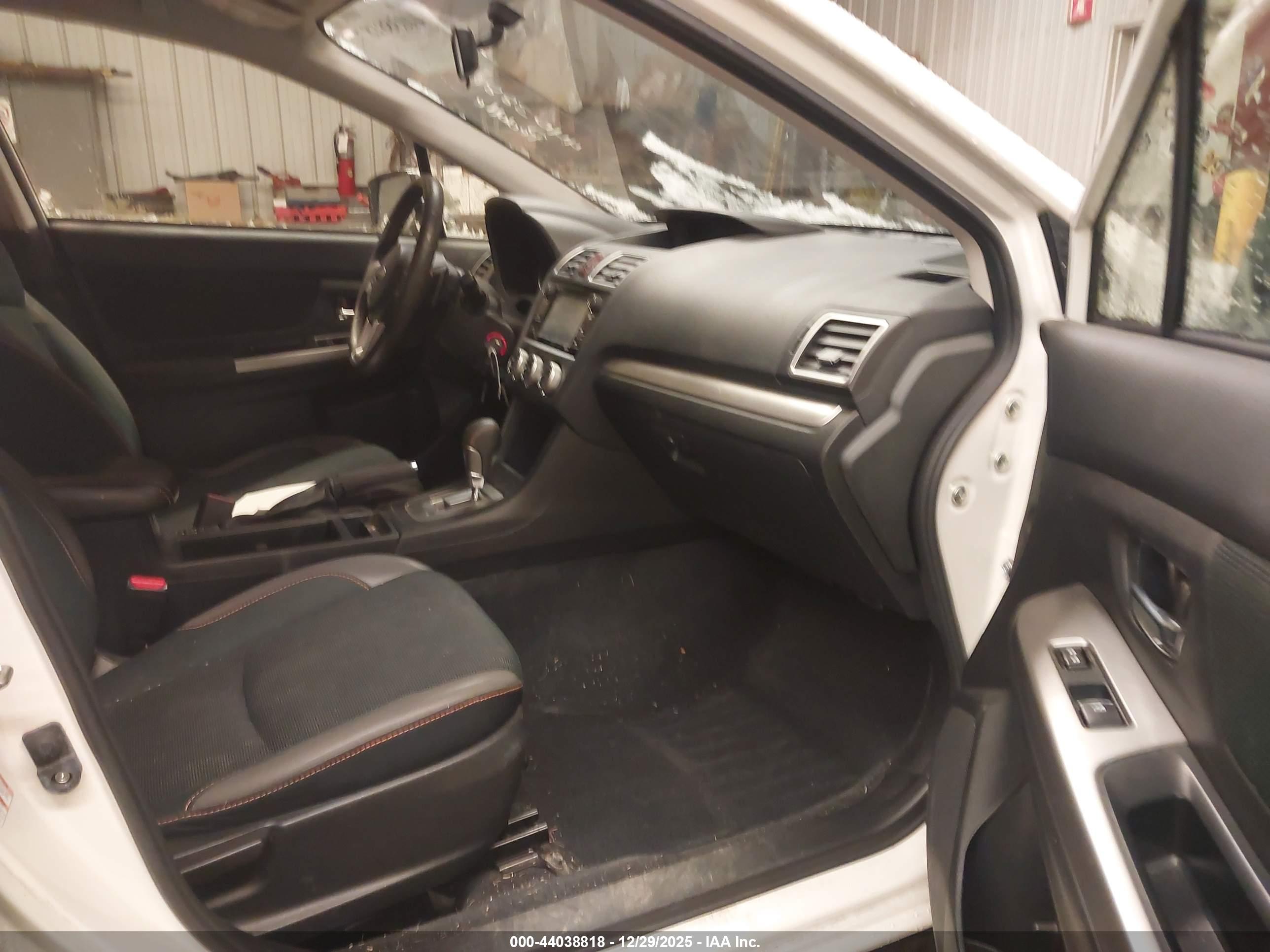 SUBARU CROSSTREK image 5