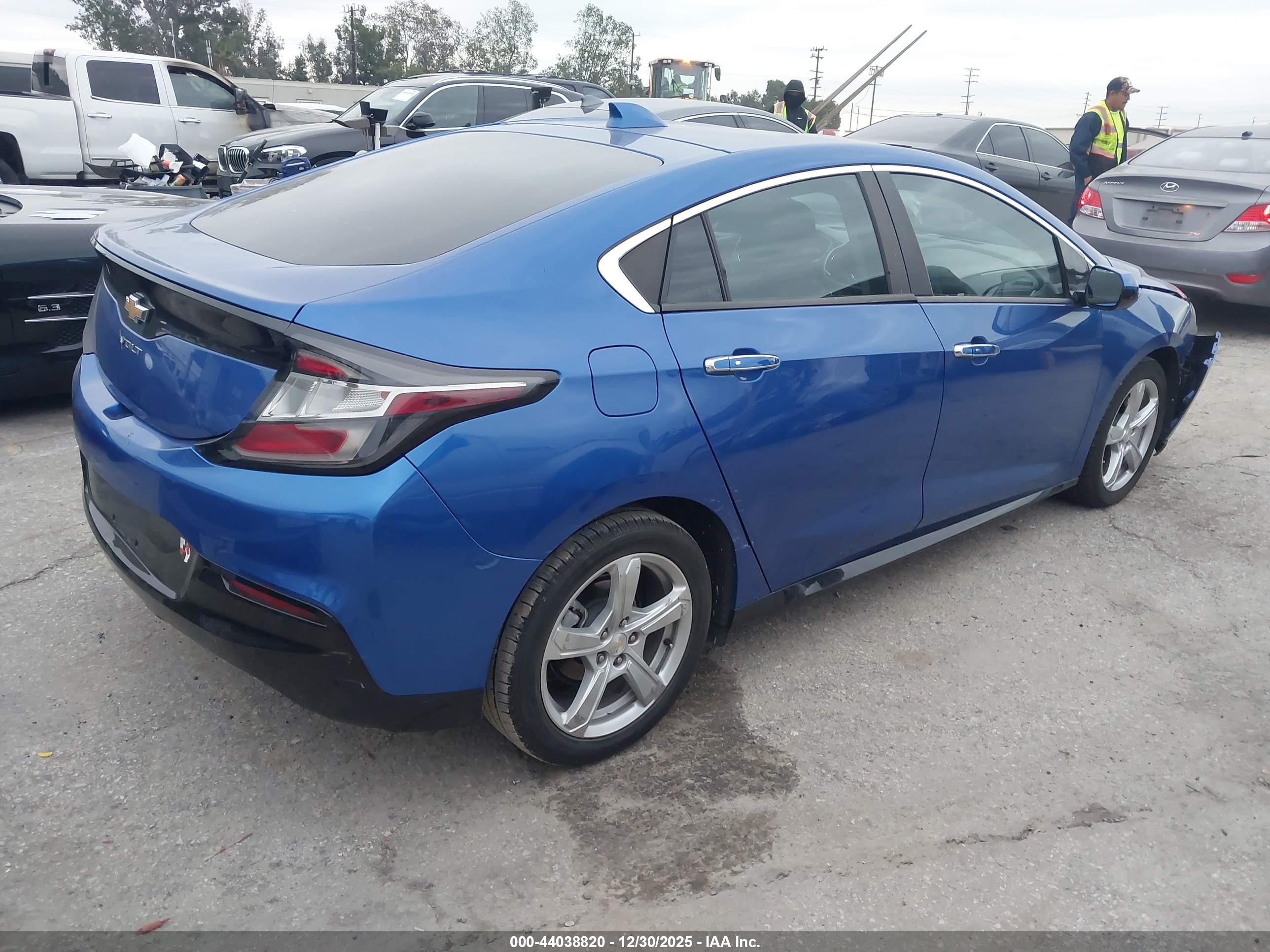 CHEVROLET VOLT image 4