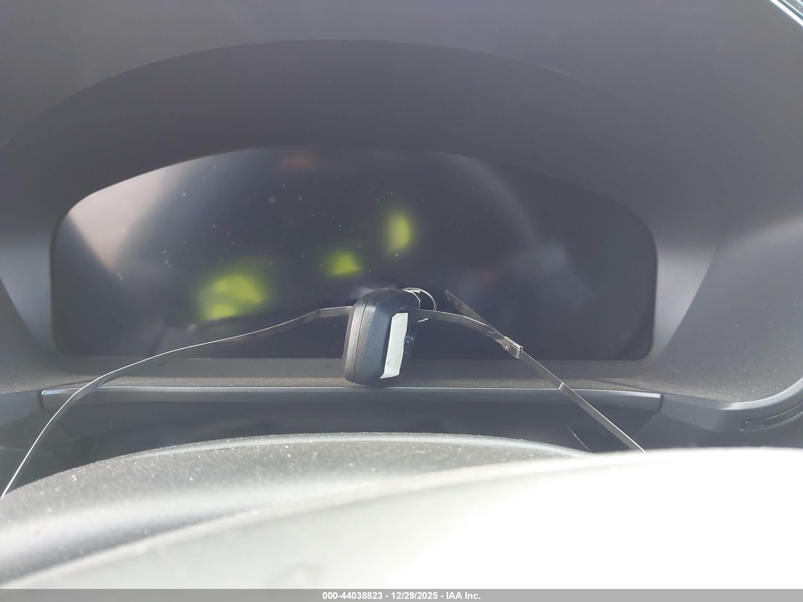 FORD ESCAPE image 11