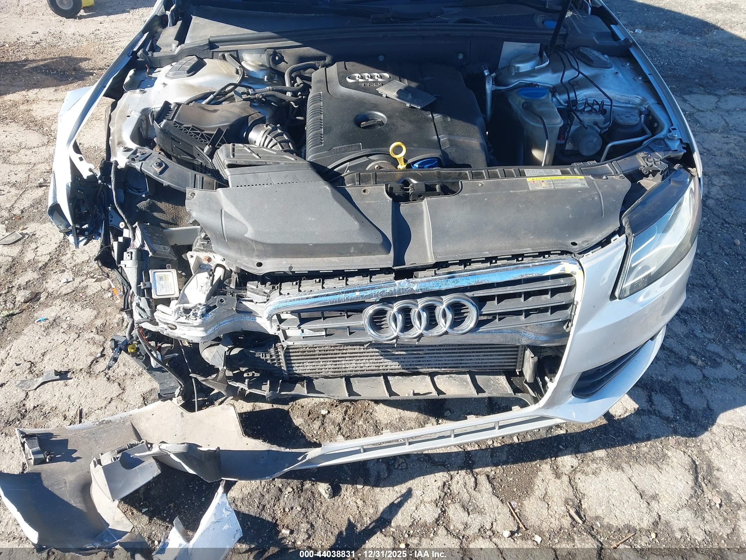 AUDI A4 image 10