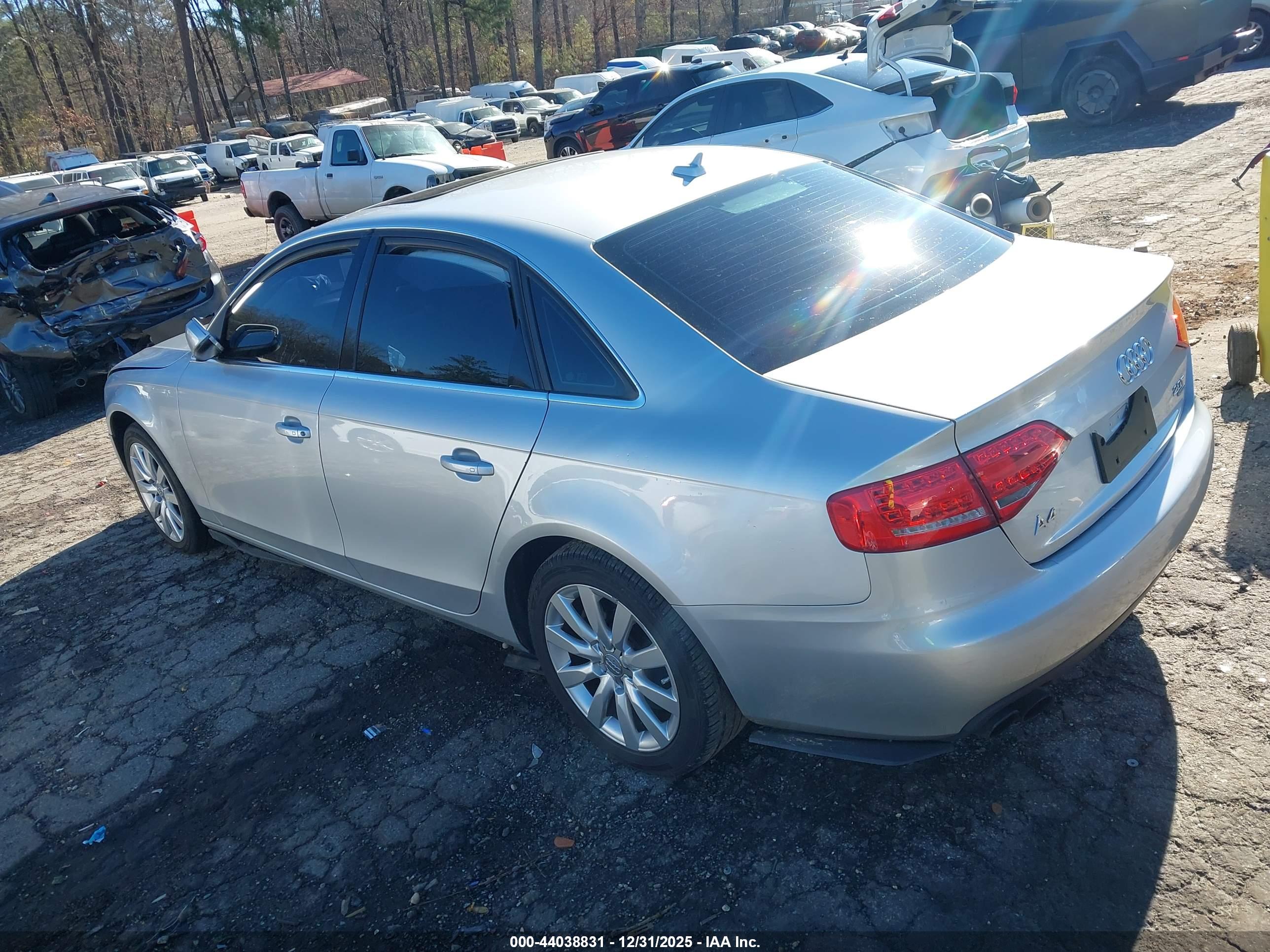 AUDI A4 image 3